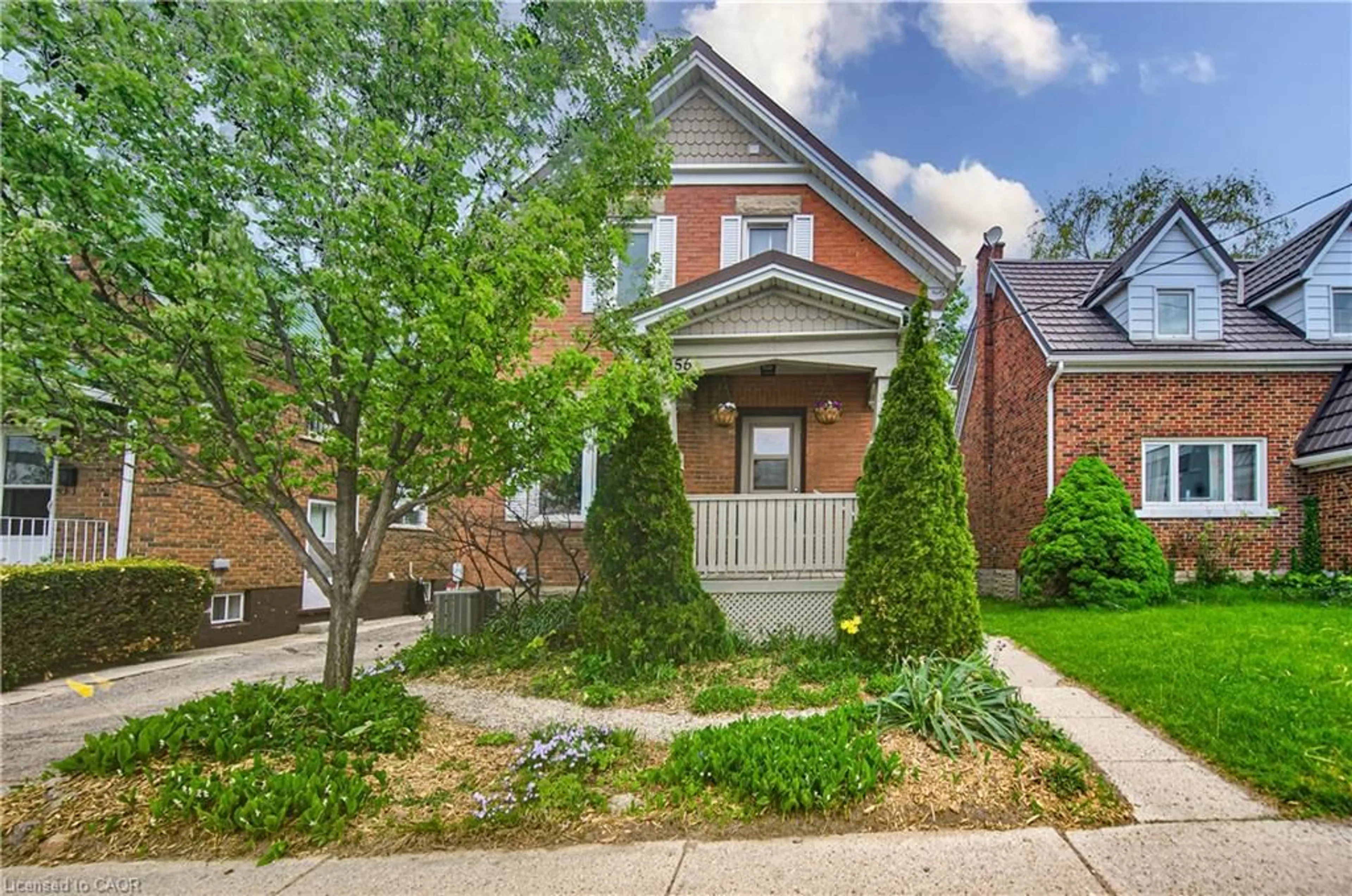 Home with brick exterior material, street for 156 Glasgow St, Kitchener Ontario N2G 2G9