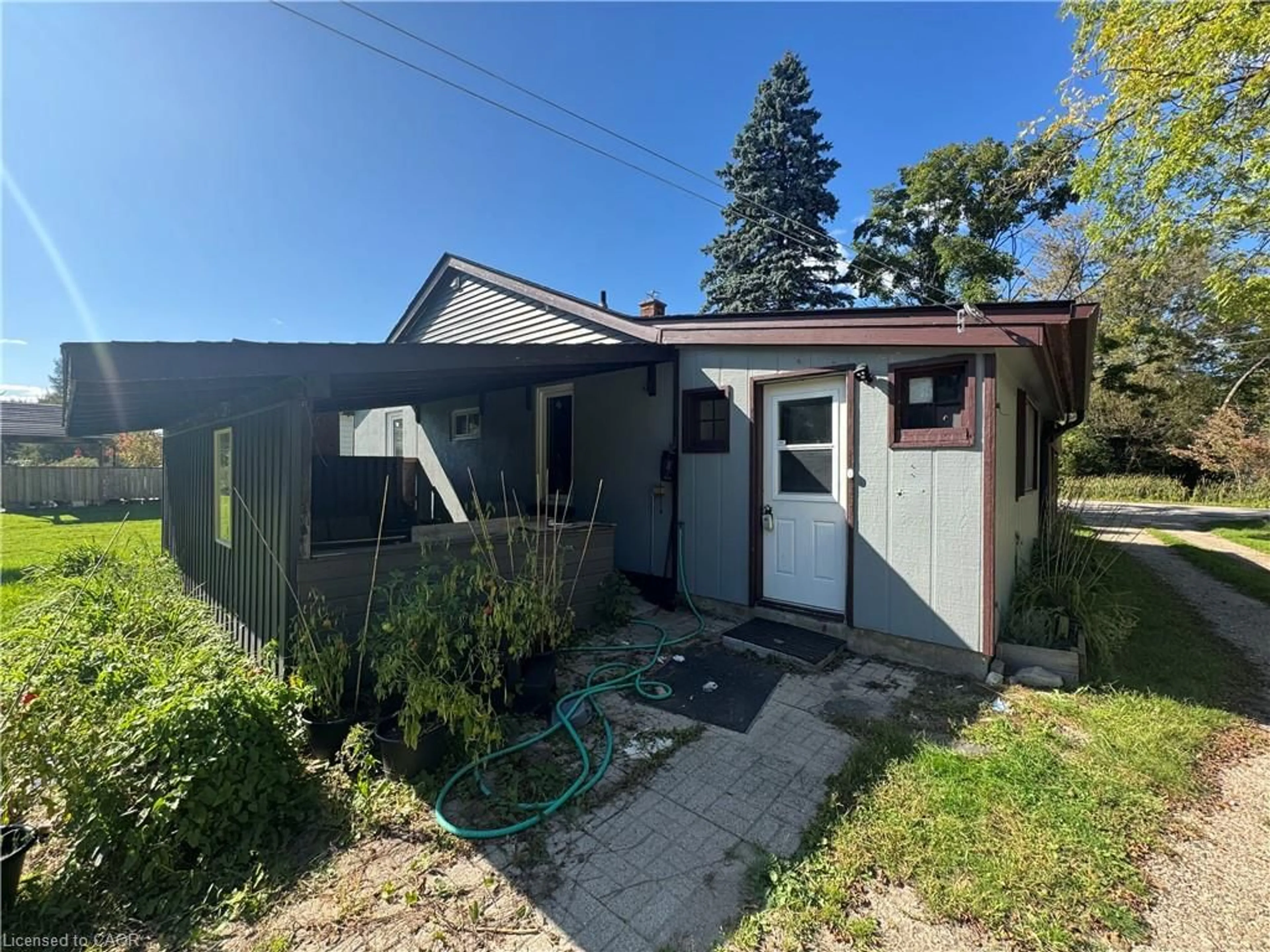 Unknown for 6587 Ellis Rd, Cambridge Ontario N3C 2V4