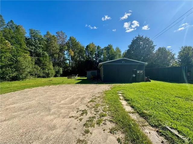 6587 Ellis Rd, Cambridge 5