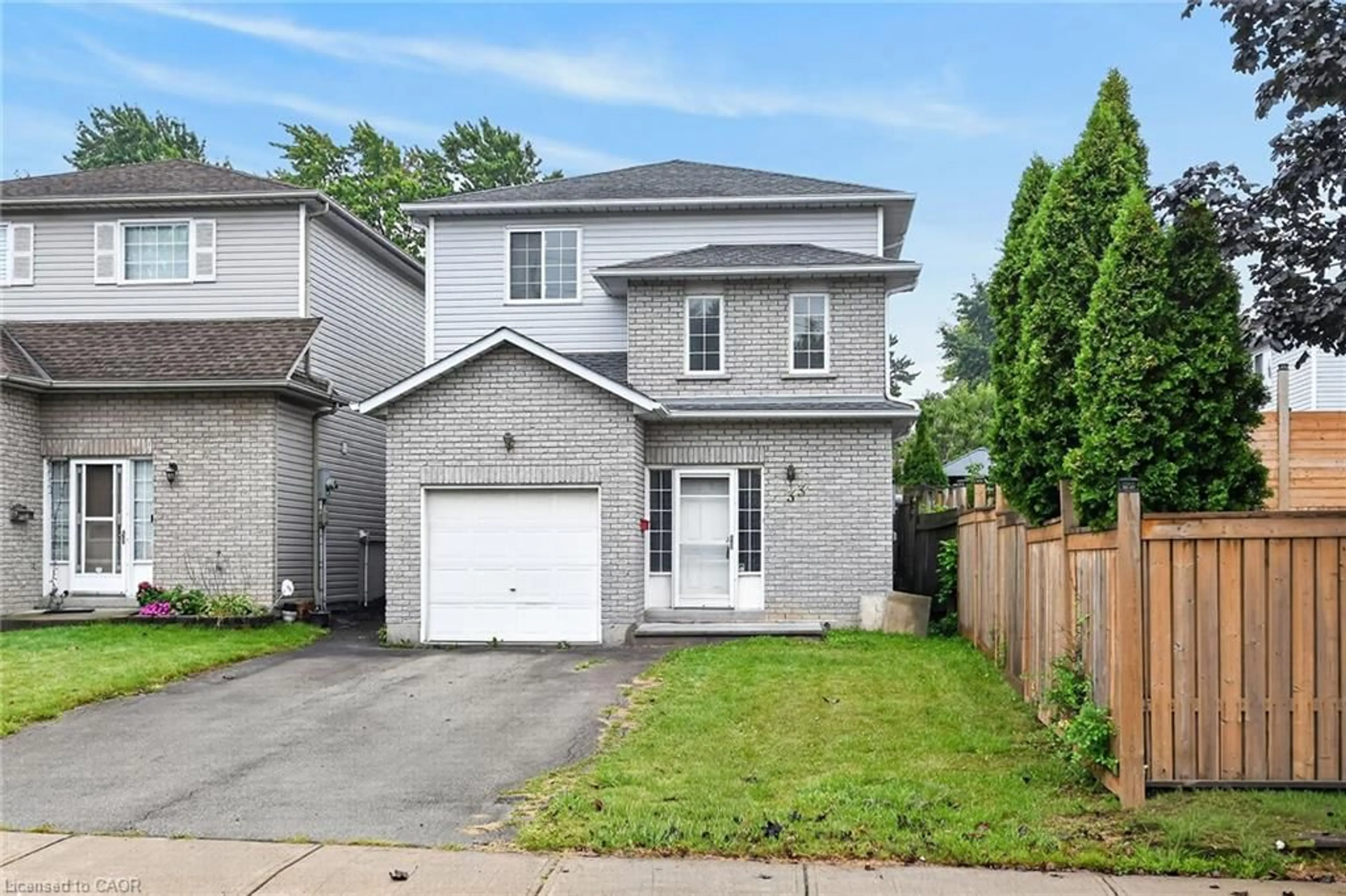 Home with brick exterior material, street for 33 Brantdale Ave, Hamilton Ontario L9C 1B6