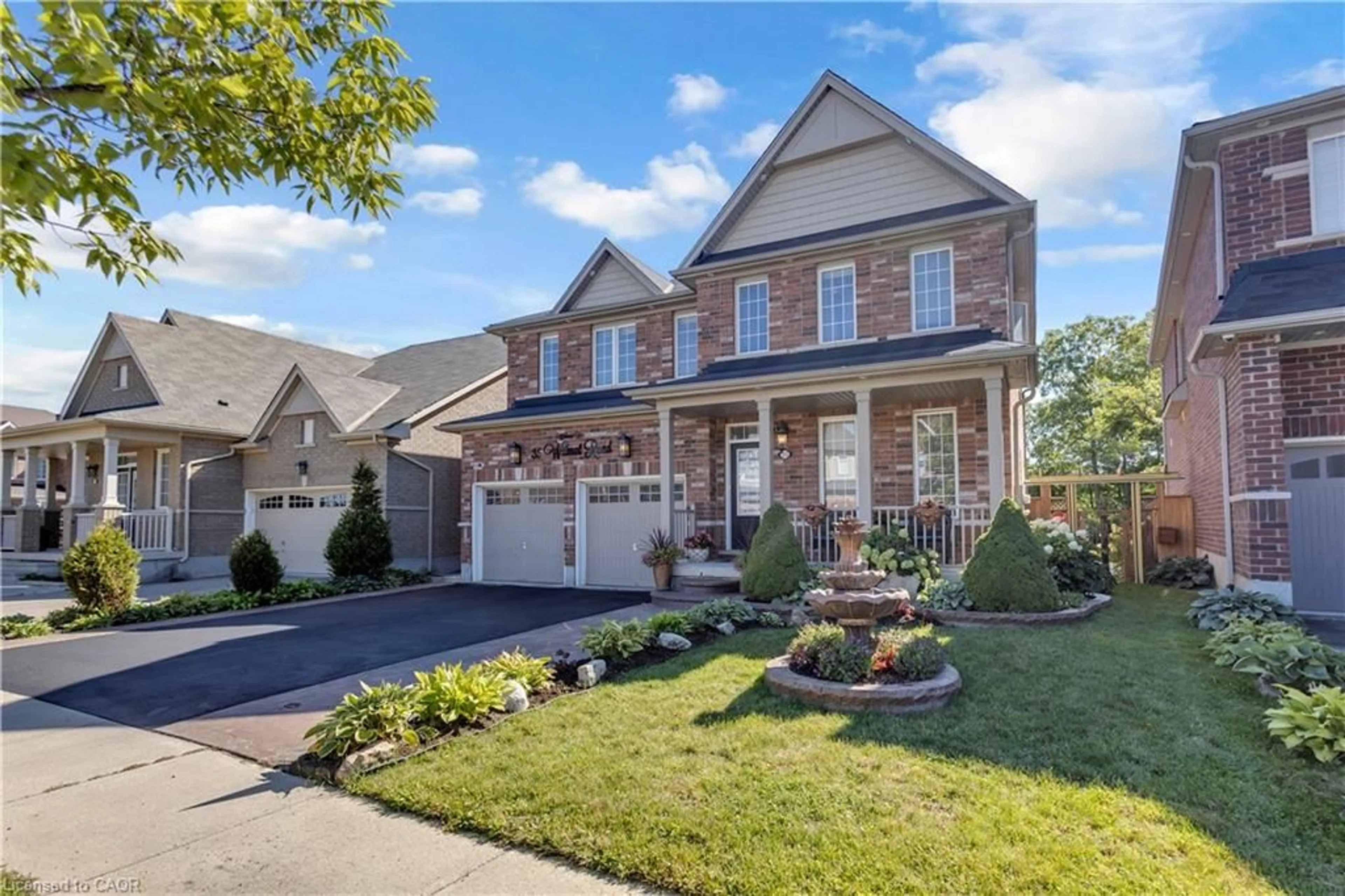 Home with brick exterior material, street for 35 Wilmot Rd, Brantford Ontario N3T 0K8