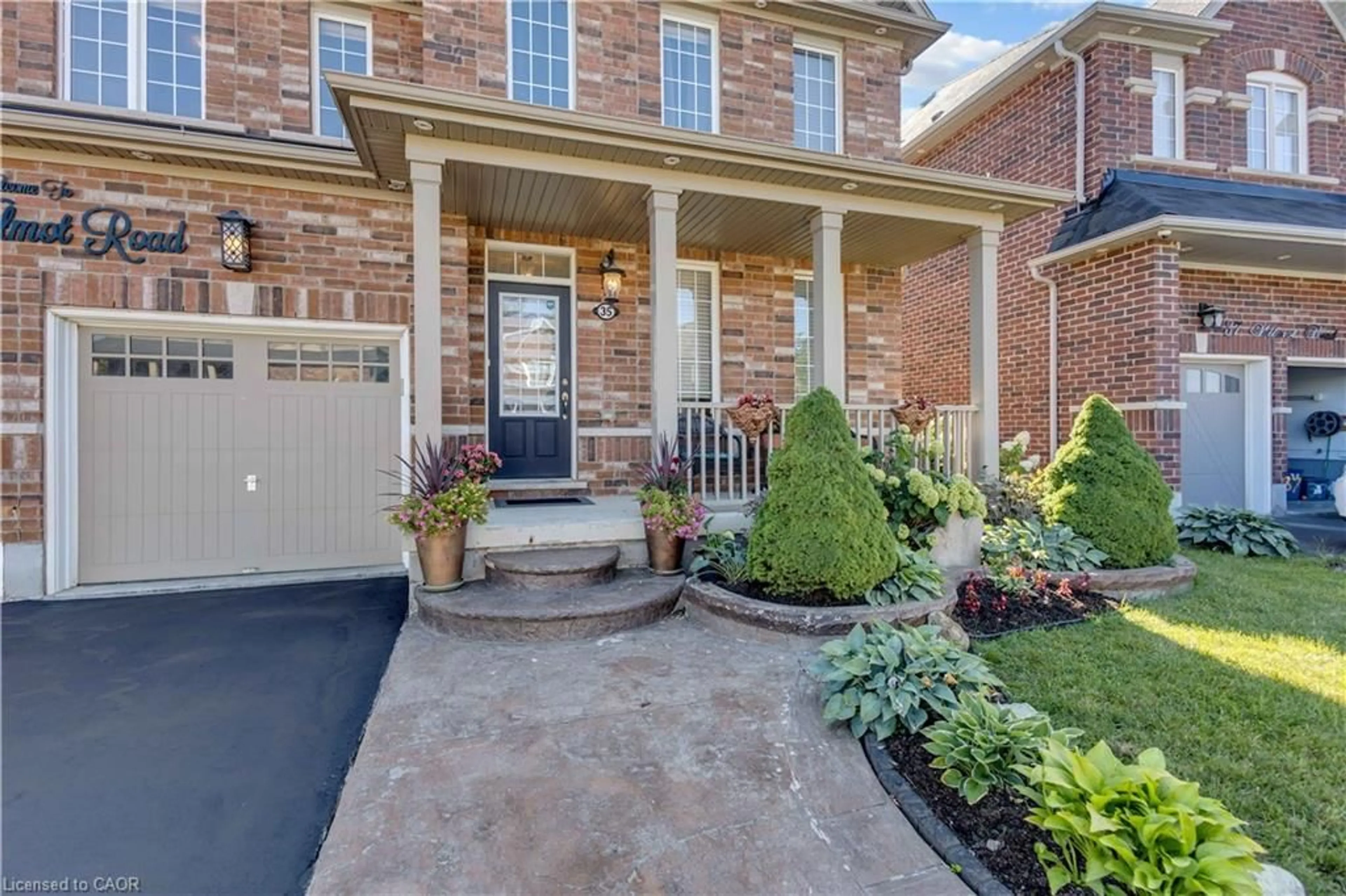 Home with brick exterior material, street for 35 Wilmot Rd, Brantford Ontario N3T 0K8