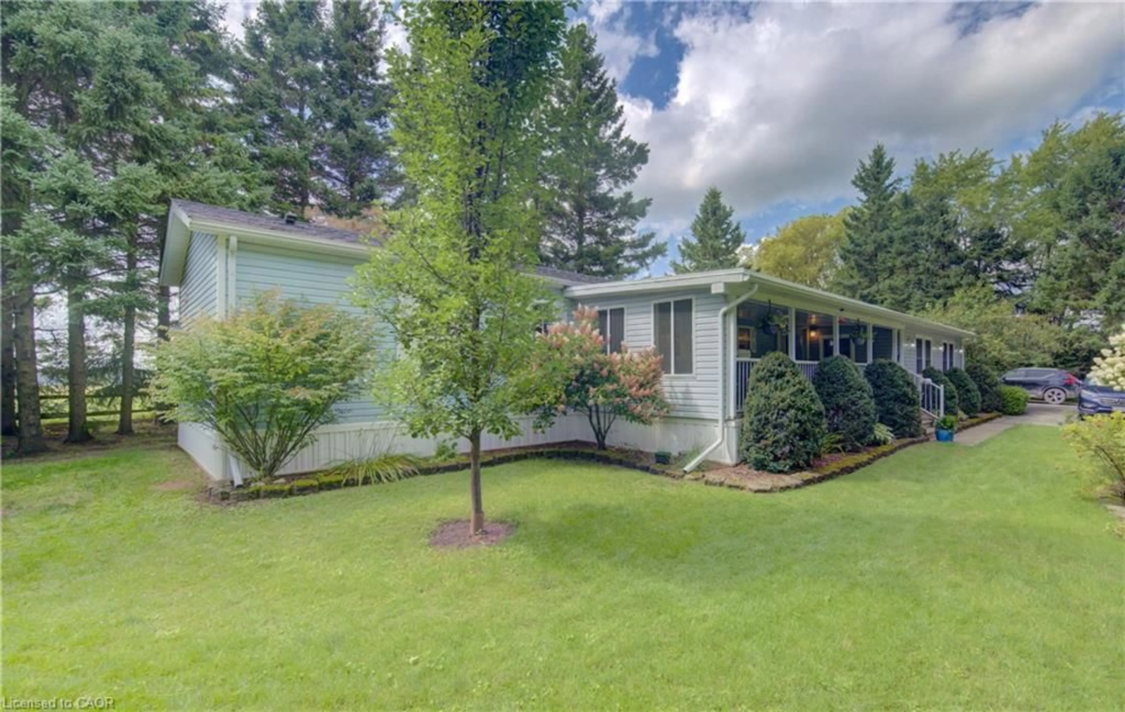 Patio, street for 30 Grand Vista Cres, Mount Forest Ontario N0G 2L0