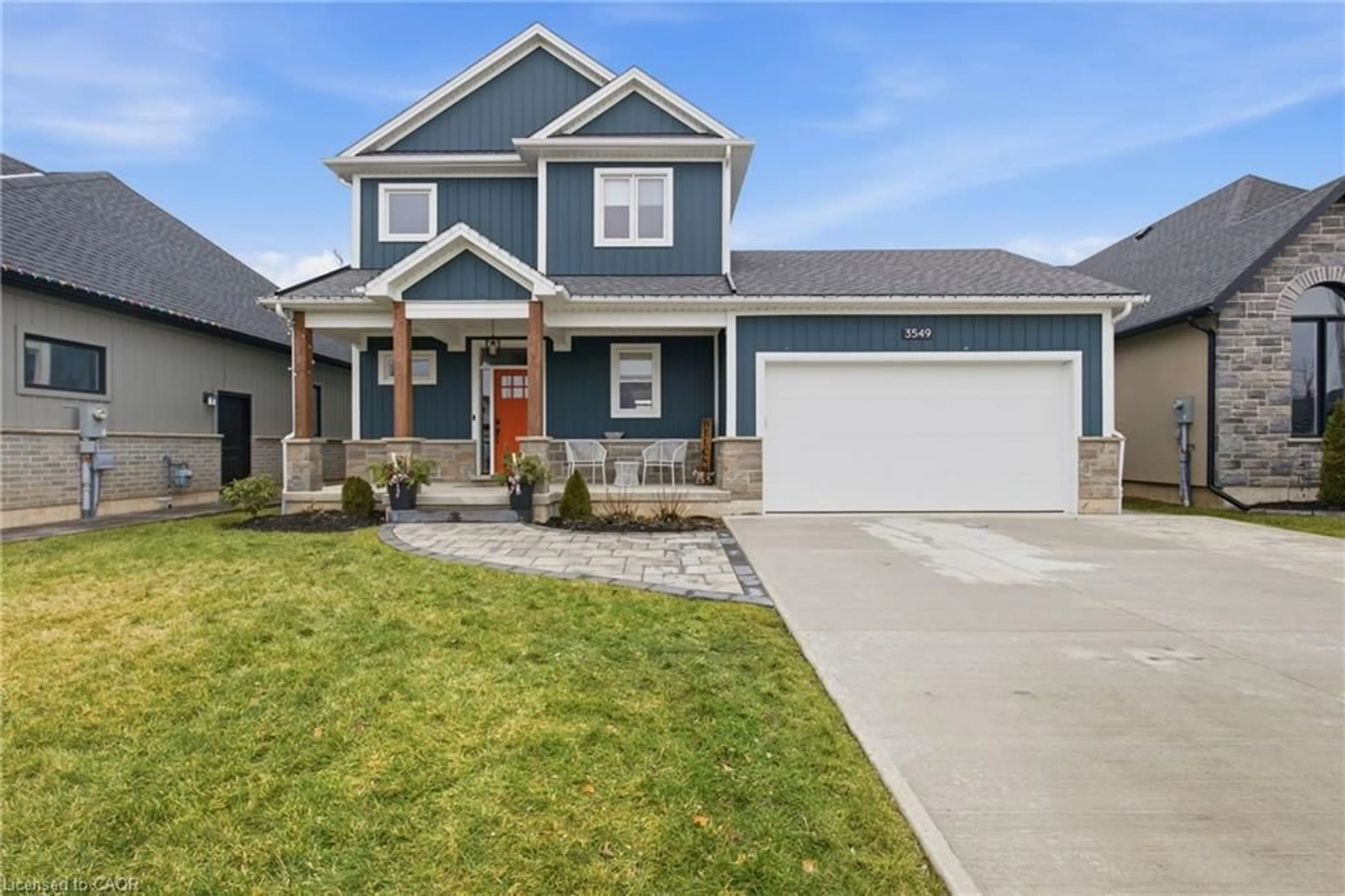 Home with vinyl exterior material, street for 3549 Canfield Cres, Stevensville Ontario L0S 1S0