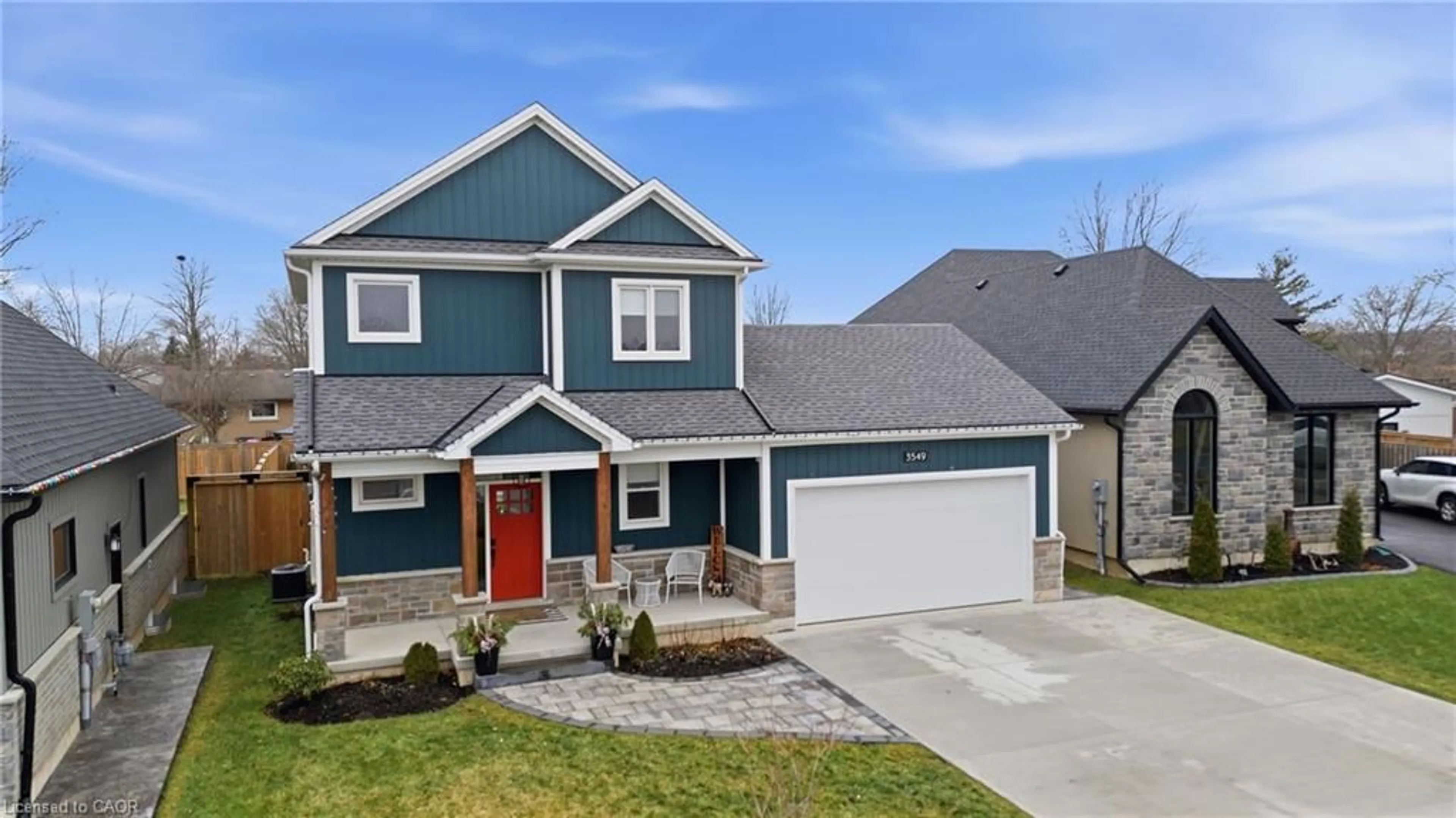 Home with vinyl exterior material, street for 3549 Canfield Cres, Stevensville Ontario L0S 1S0