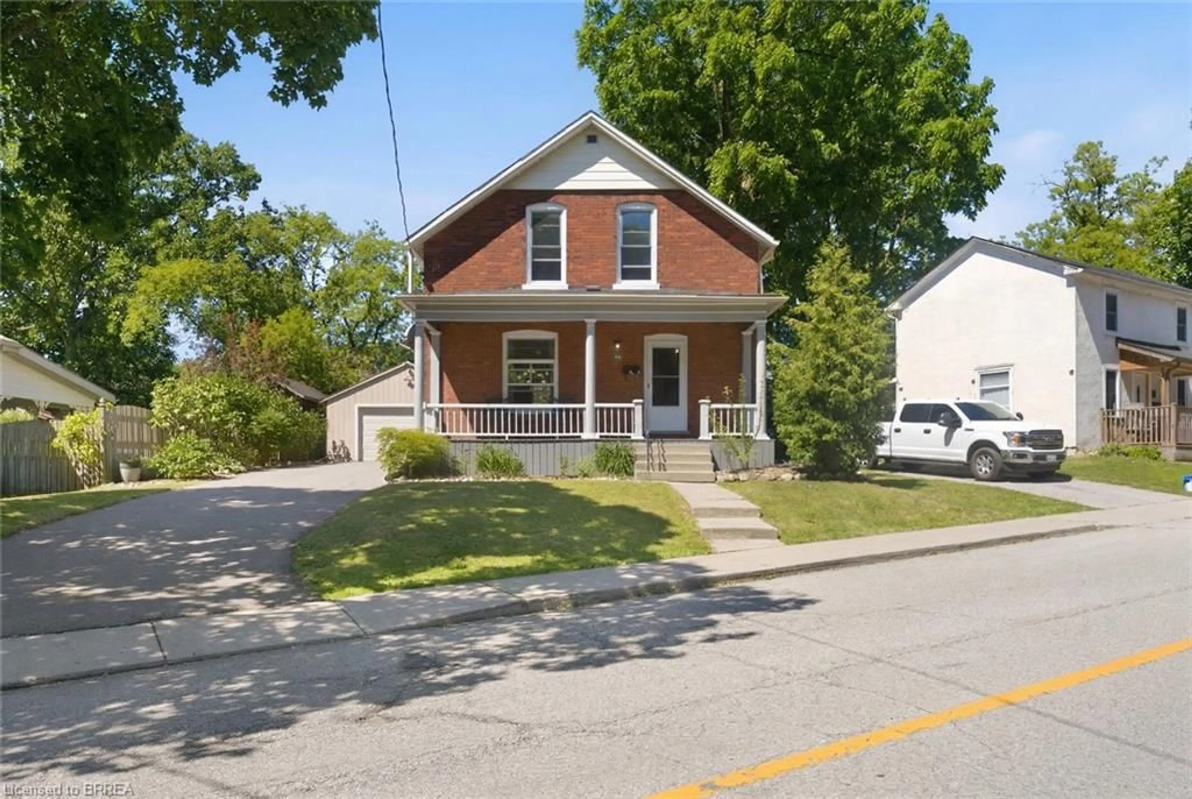 Unknown for 73 Grand River St, Paris Ontario N3L 2B5