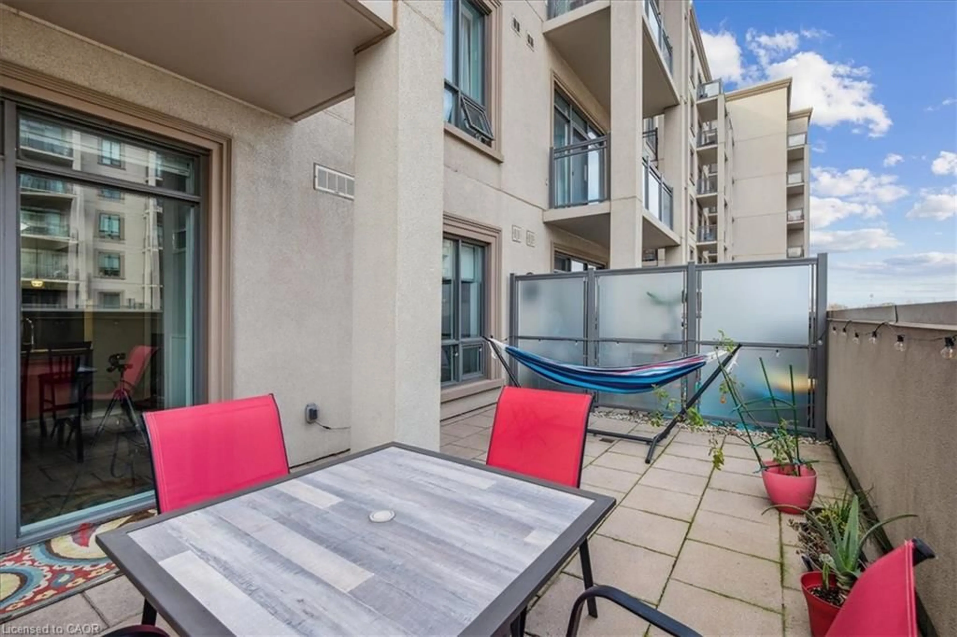 Patio, unknown for 2490 Old Bronte Rd #301, Oakville Ontario L6M 0Y5
