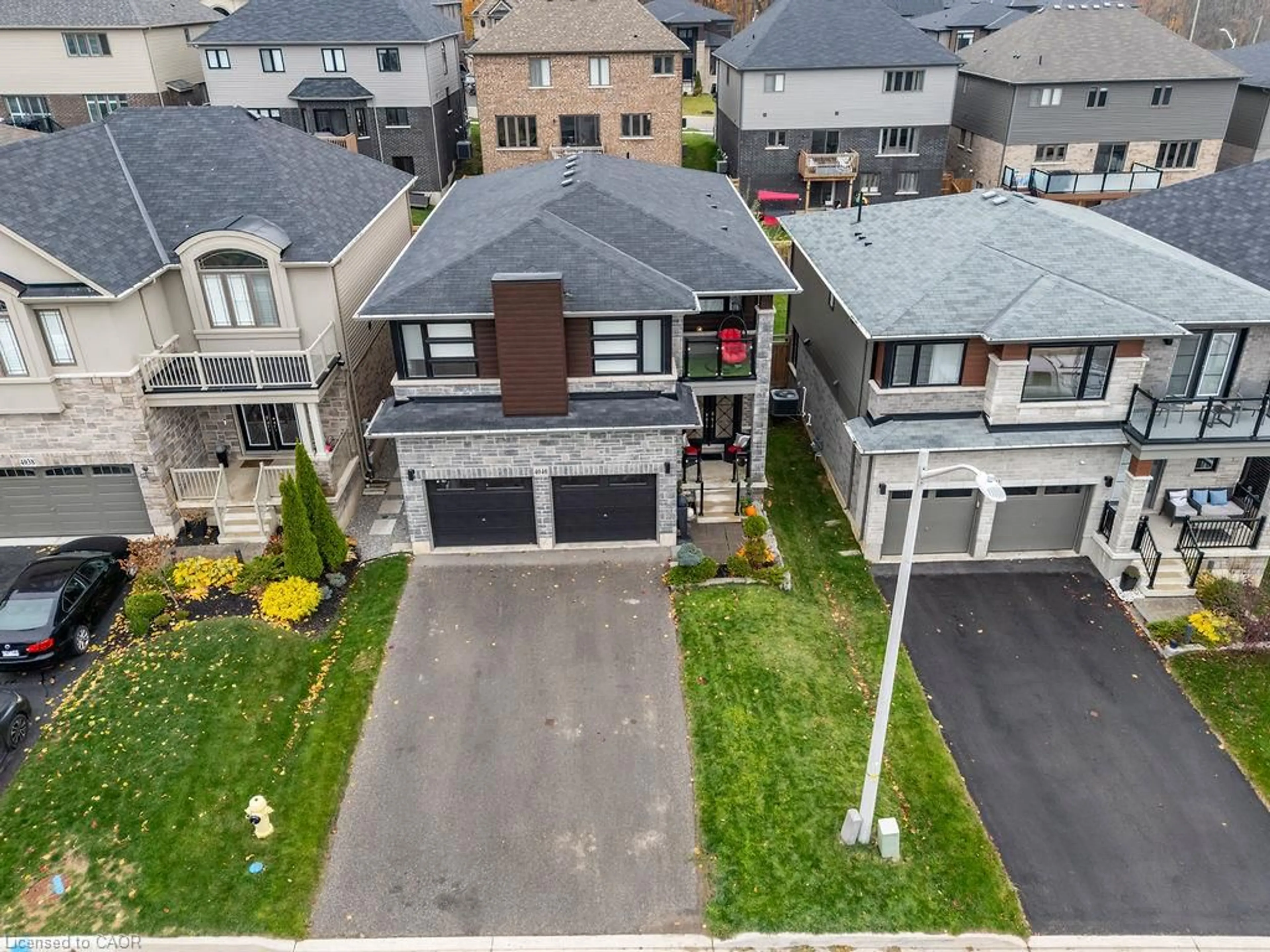 A pic from outside/outdoor area/front of a property/back of a property/a pic from drone, street for 4040 Stadelbauer Dr, Beamsville Ontario L3J 0S5