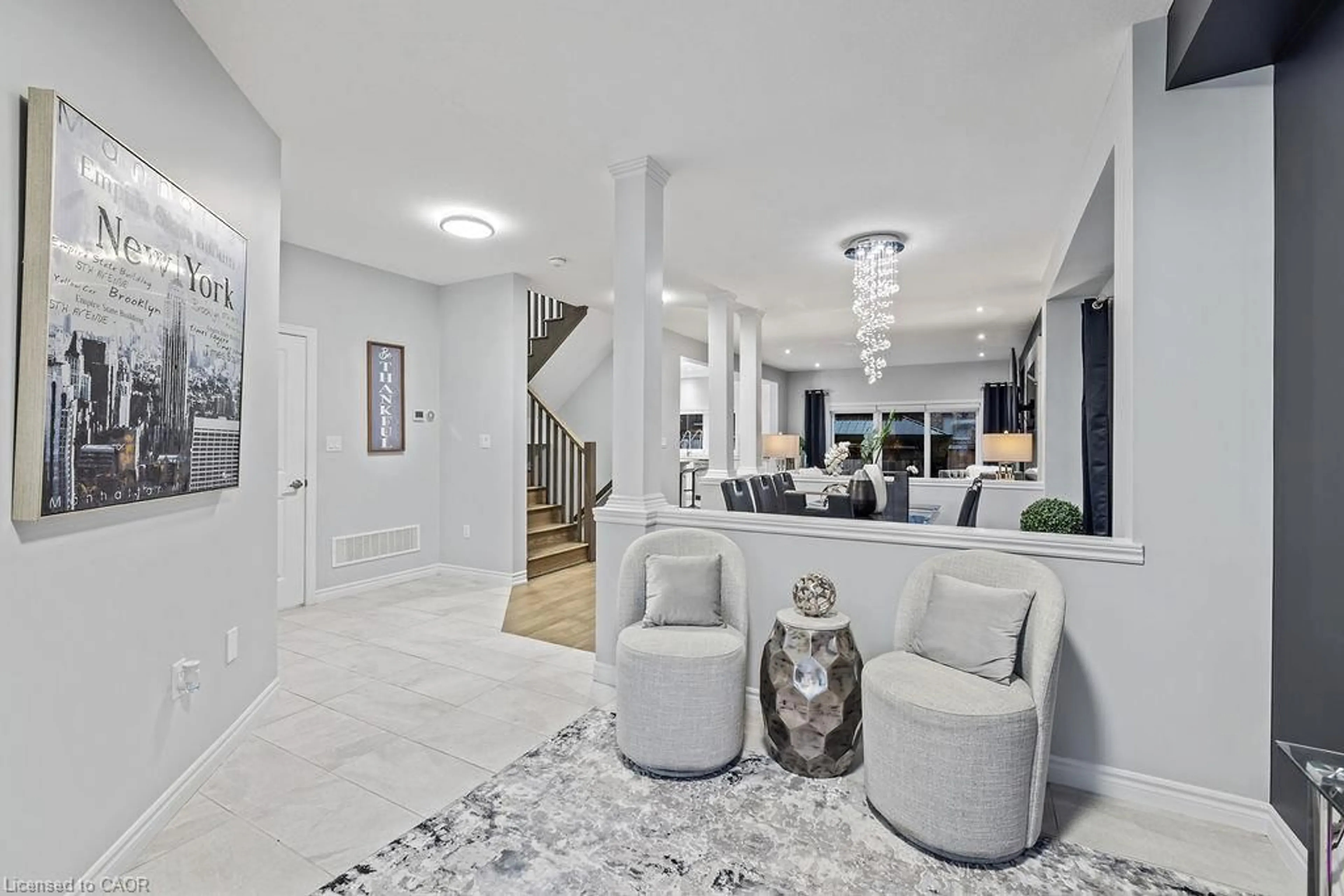 Indoor entryway for 4040 Stadelbauer Dr, Beamsville Ontario L3J 0S5