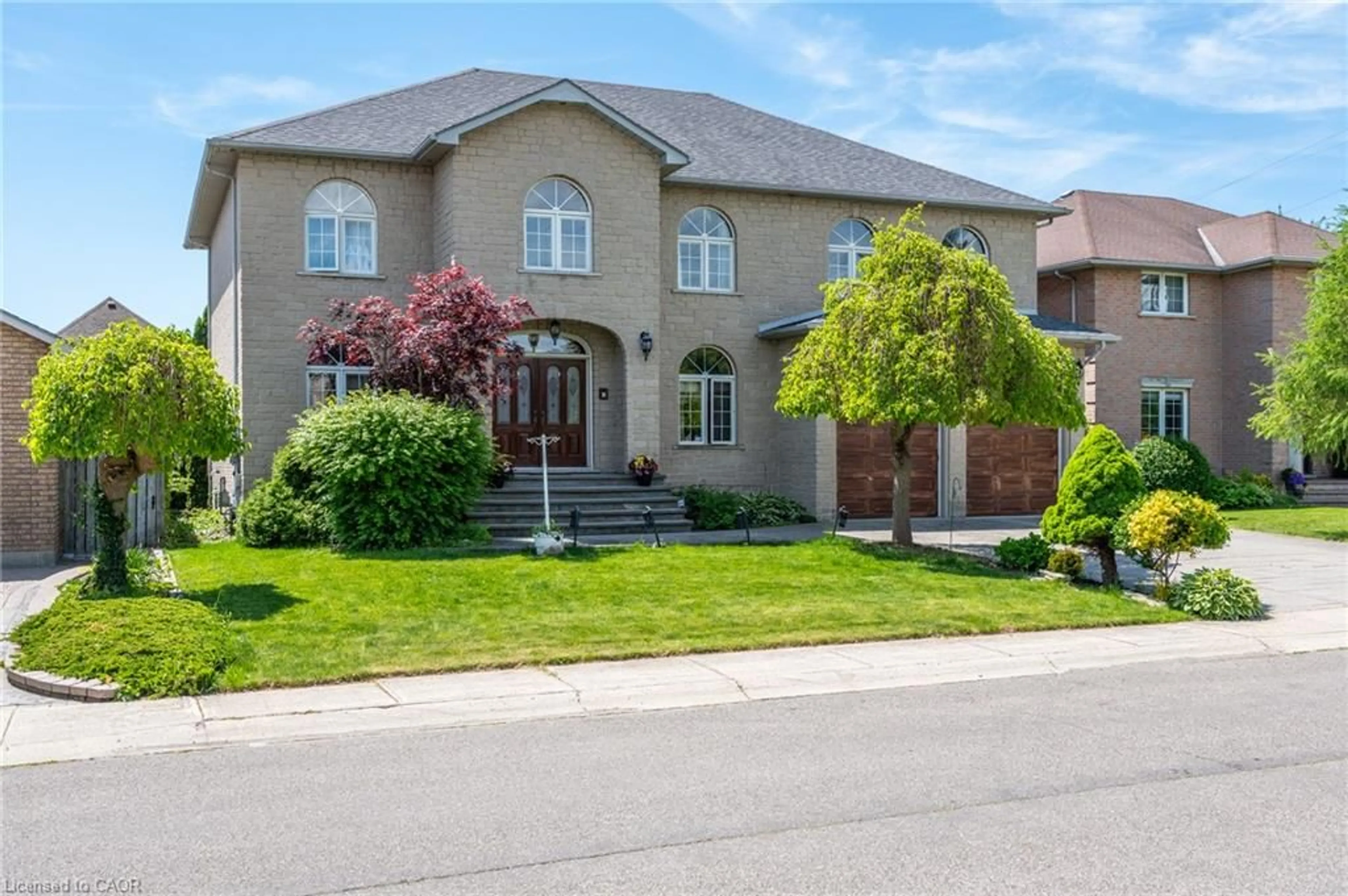 Home with brick exterior material, street for 23 Susan Dr, Hamilton Ontario L9C 7R1