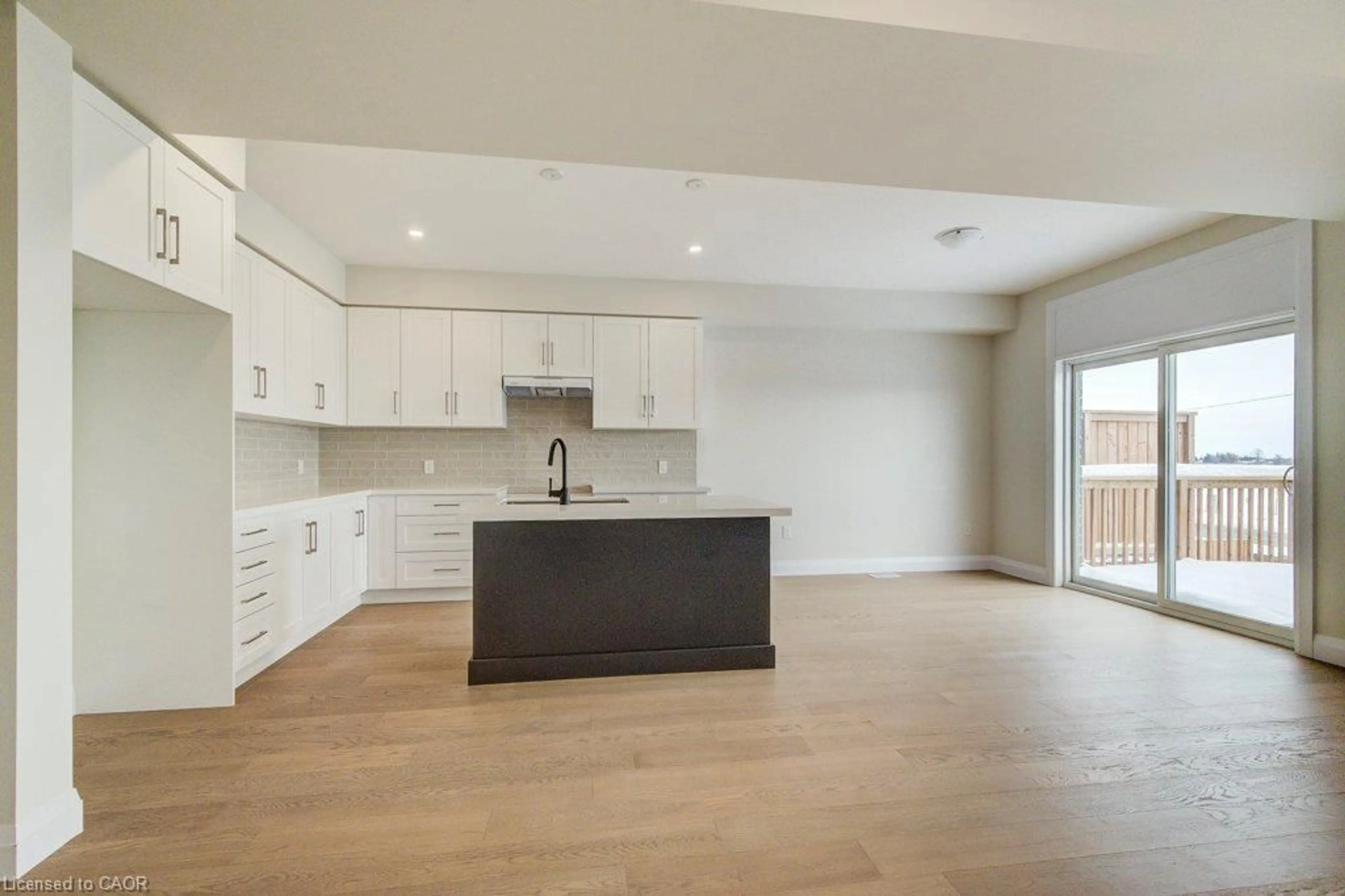 Open concept kitchen, unknown for 231 Applewood St, Plattsville Ontario N0J 1S0