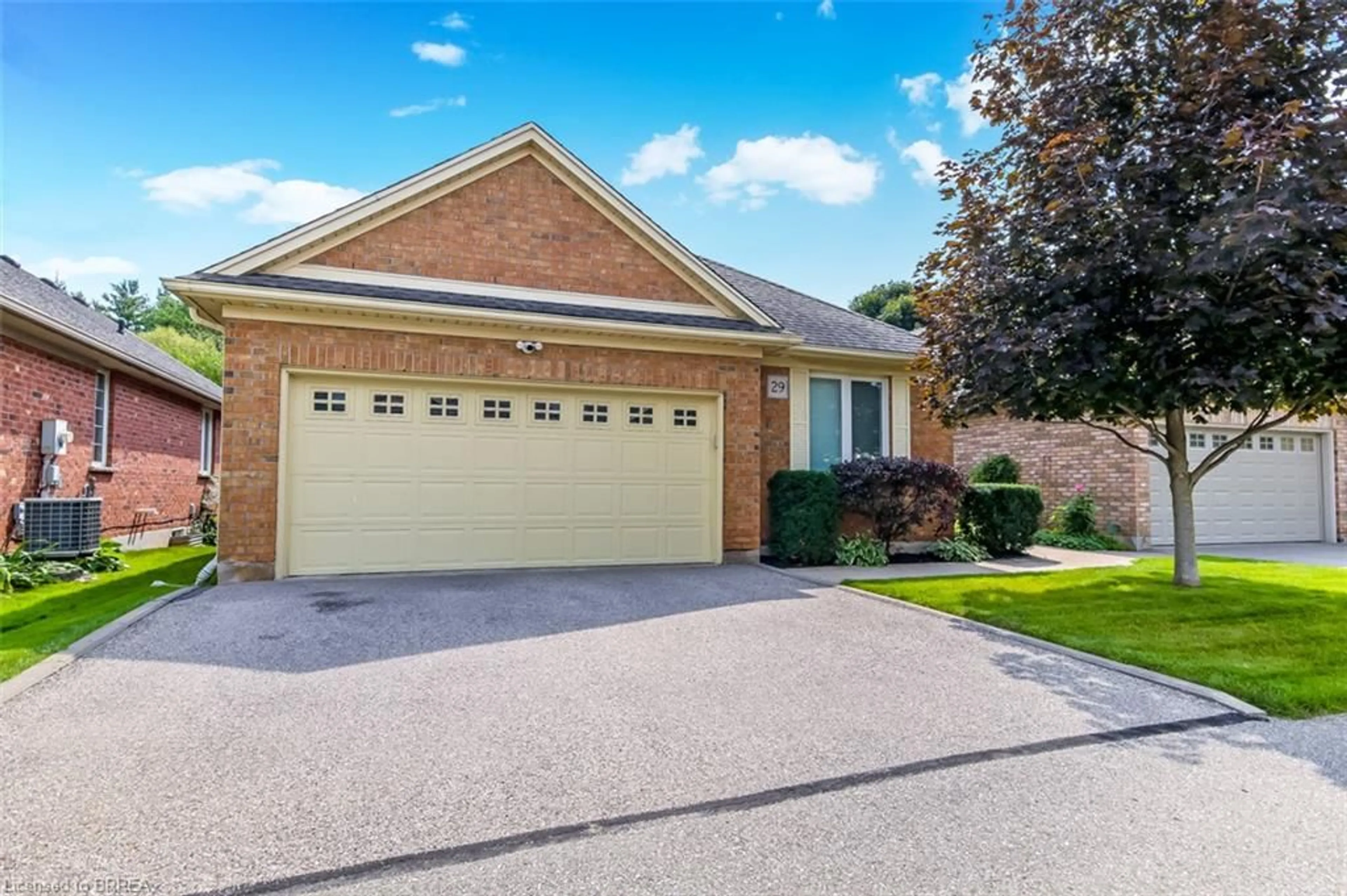 Home with brick exterior material, street for 422 Powerline Rd #29, Brantford Ontario N3R 8A1