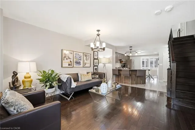 73 Ted Wray Cir, North York 4