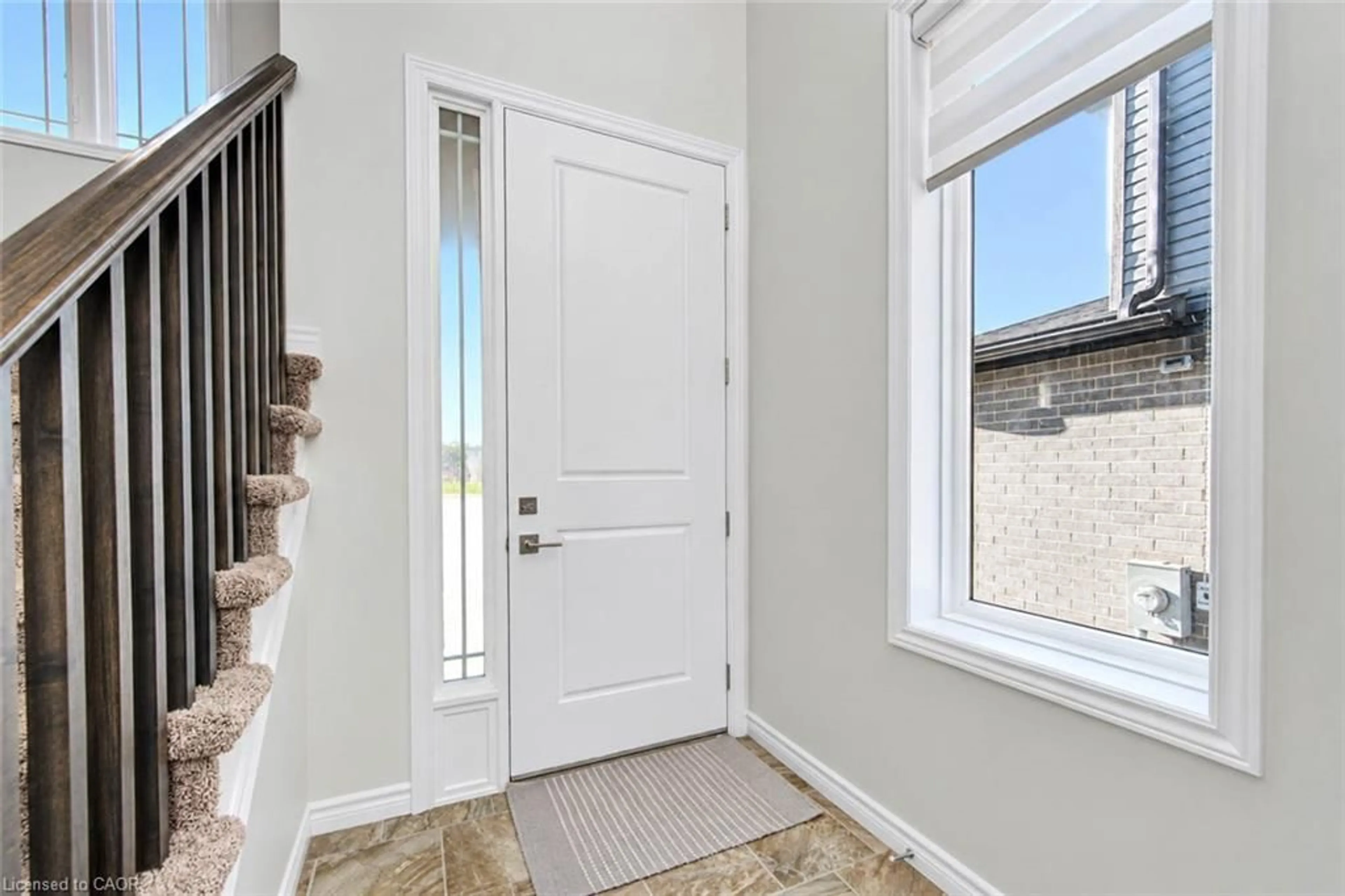 Indoor entryway for 75 Stier Rd, New Hamburg Ontario N3A 0B9