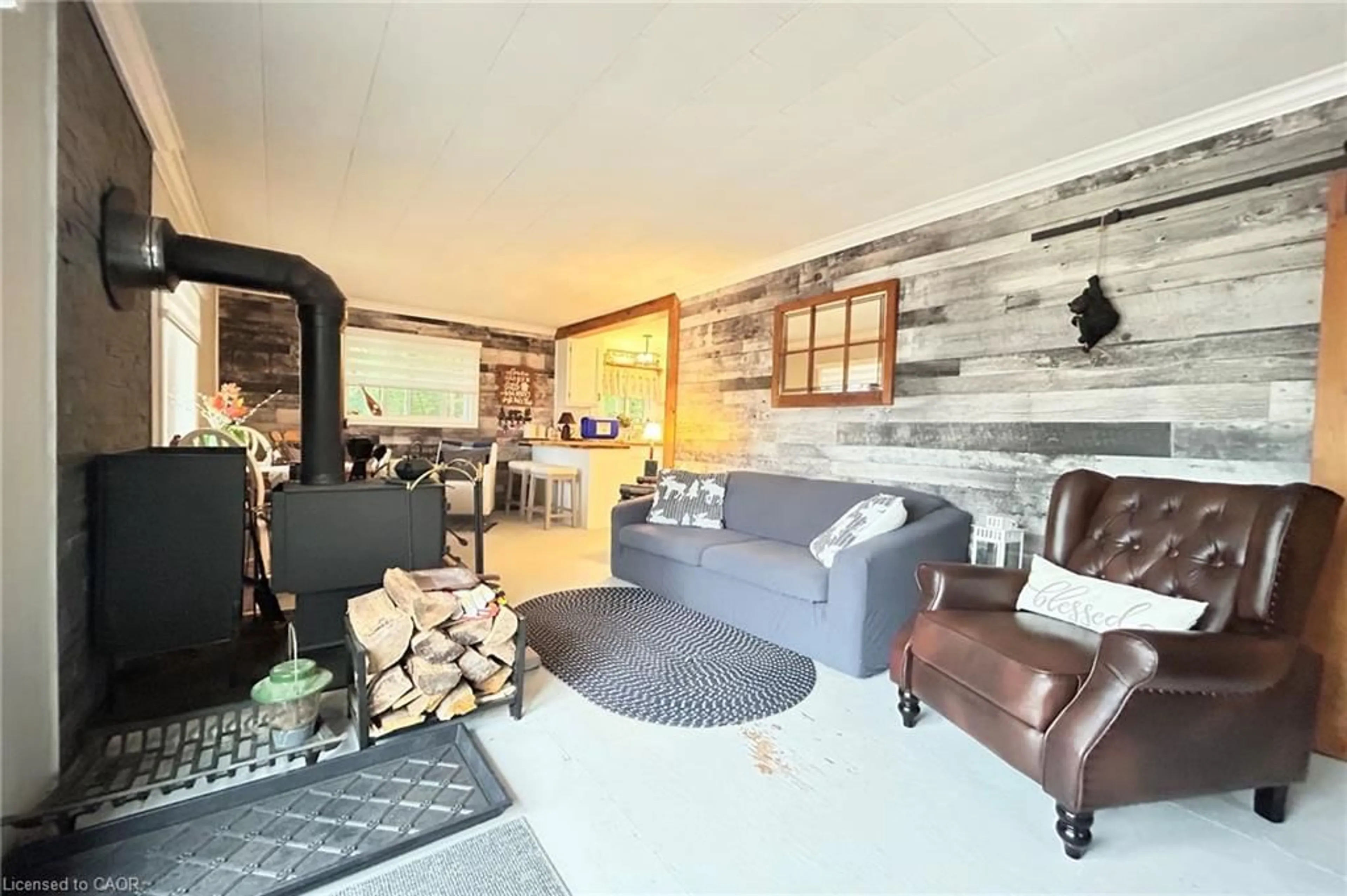 Living room with furniture, unknown for 354 Brennan Harbour Rd, Spanish Ontario P0P 2A0