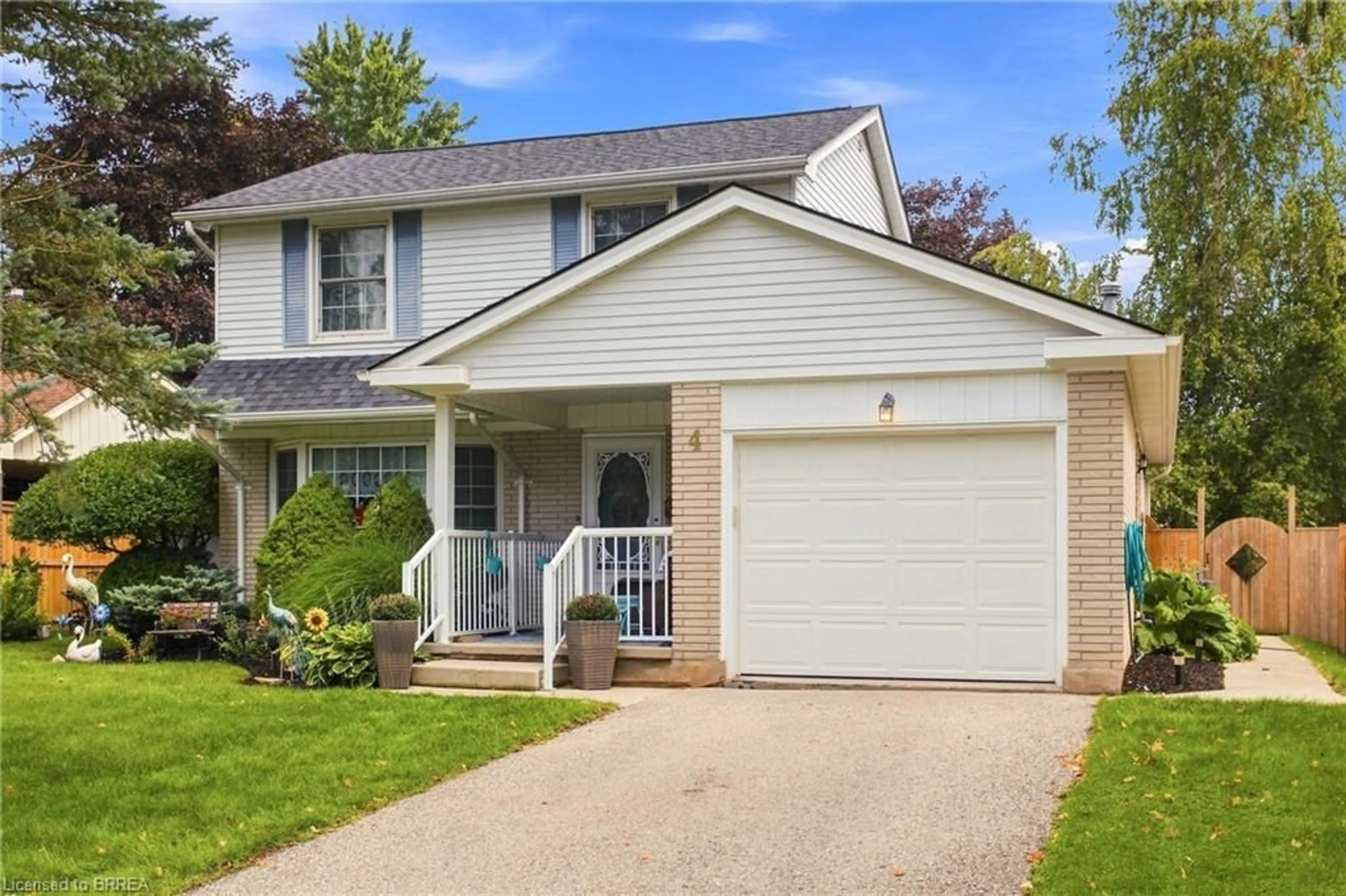 Home with vinyl exterior material, street for 4 Judy Ave, Tillsonburg Ontario N4G 4P3