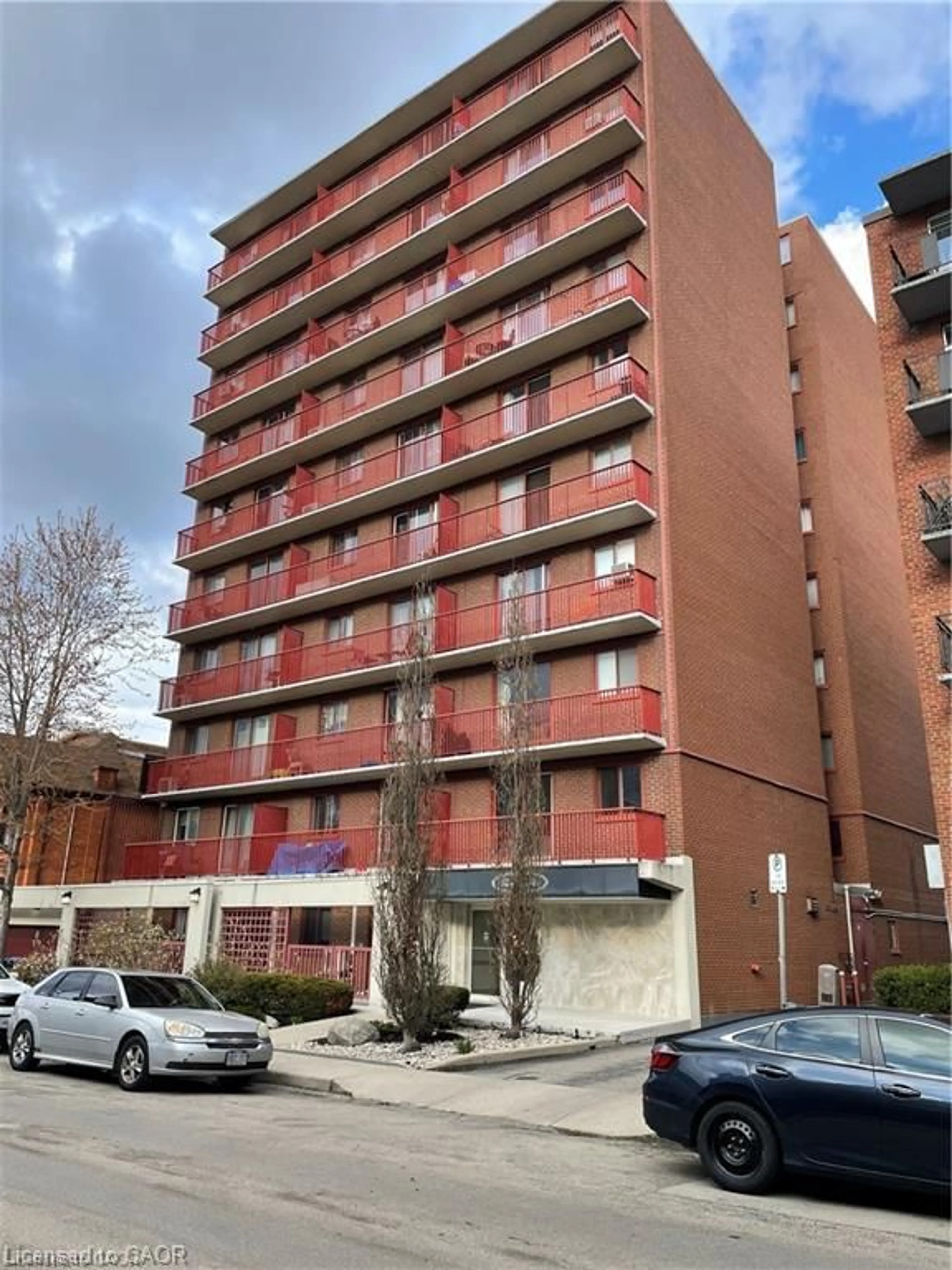 Balcony in the apartment, building for 141 Catharine St #903, Hamilton Ontario L8N 2J7