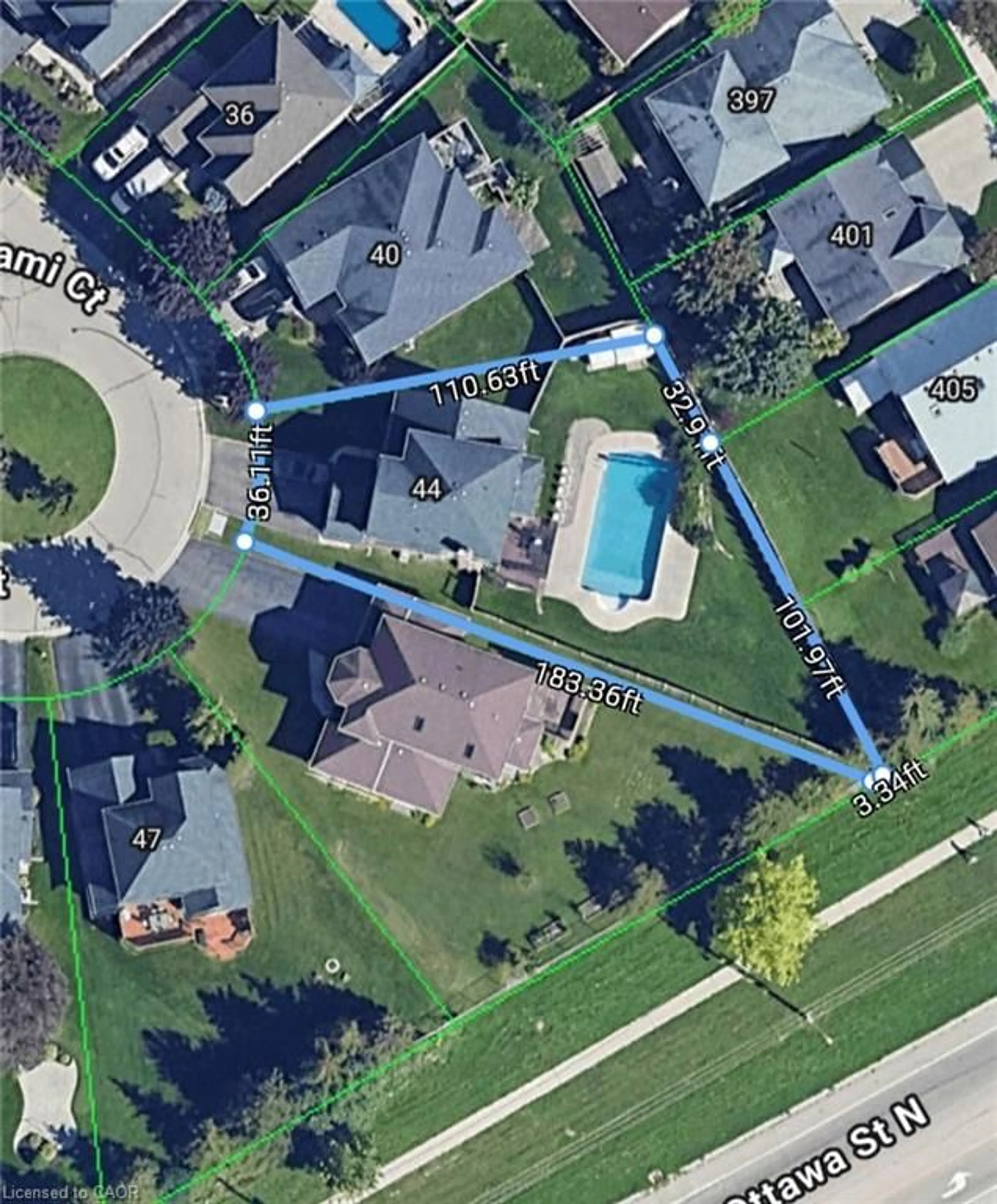 A pic from outside/outdoor area/front of a property/back of a property/a pic from drone, street for 44 Tami Crt, Kitchener Ontario N2B 3V2