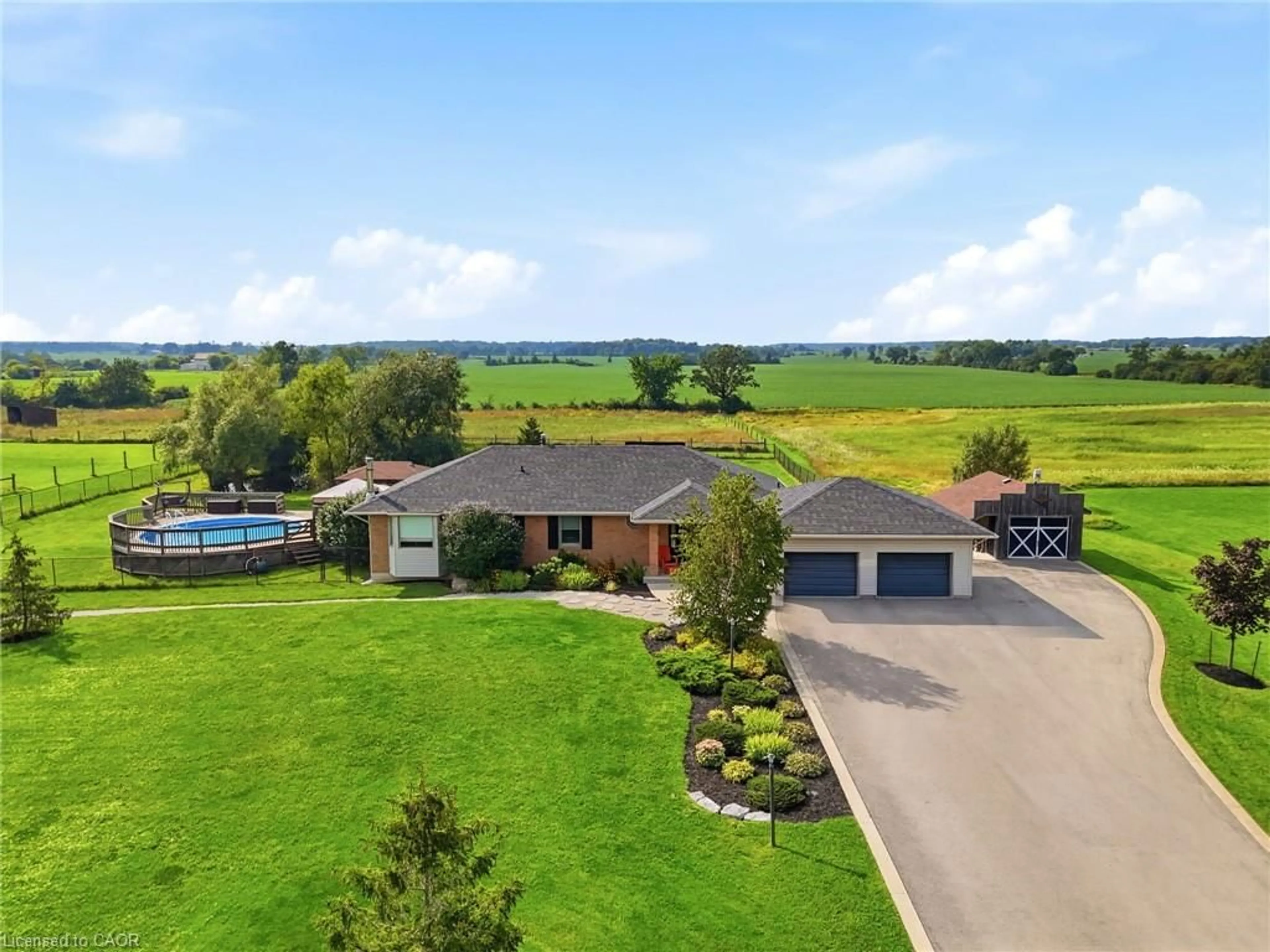 A pic from outside/outdoor area/front of a property/back of a property/a pic from drone, water/lake/river/ocean view for 4276 Westbrook Rd, Binbrook Ontario L0R 1C0