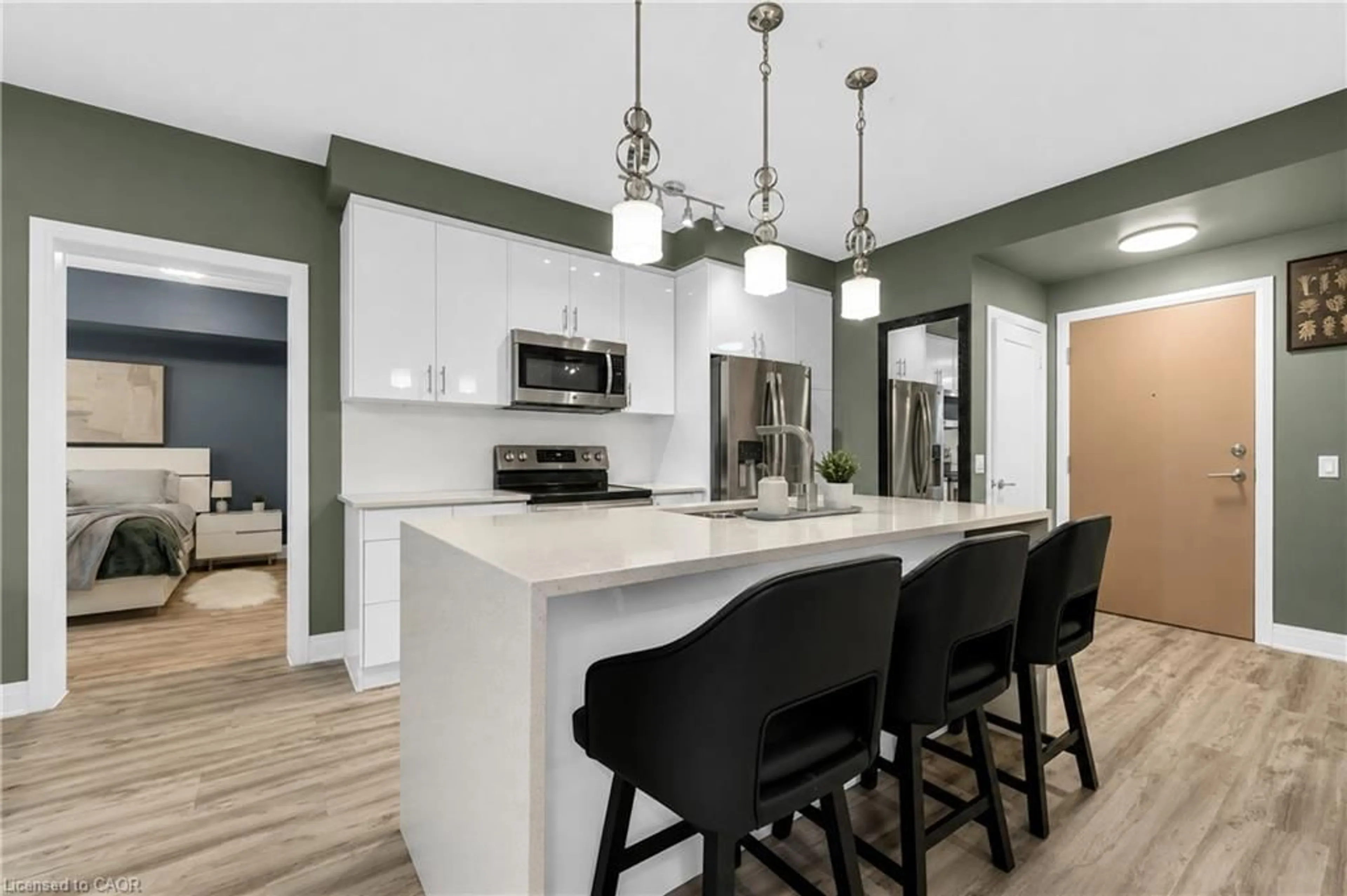 Open concept kitchen, unknown for 16 Concord Pl #146, Grimsby Ontario L3M 0J1