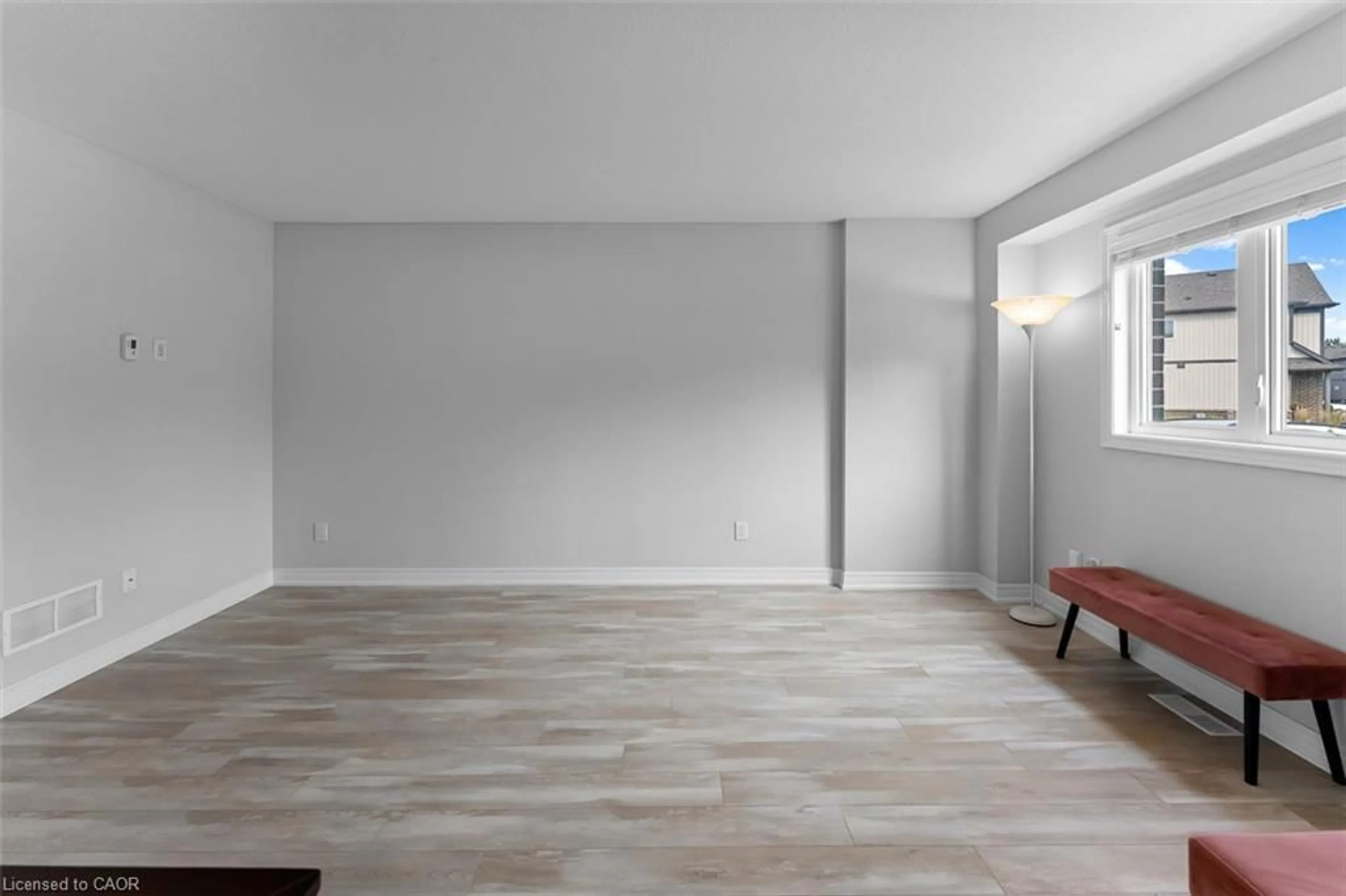 A pic of a room for 7768 Ascot Cir #86, Niagara Falls Ontario L2H 3P9