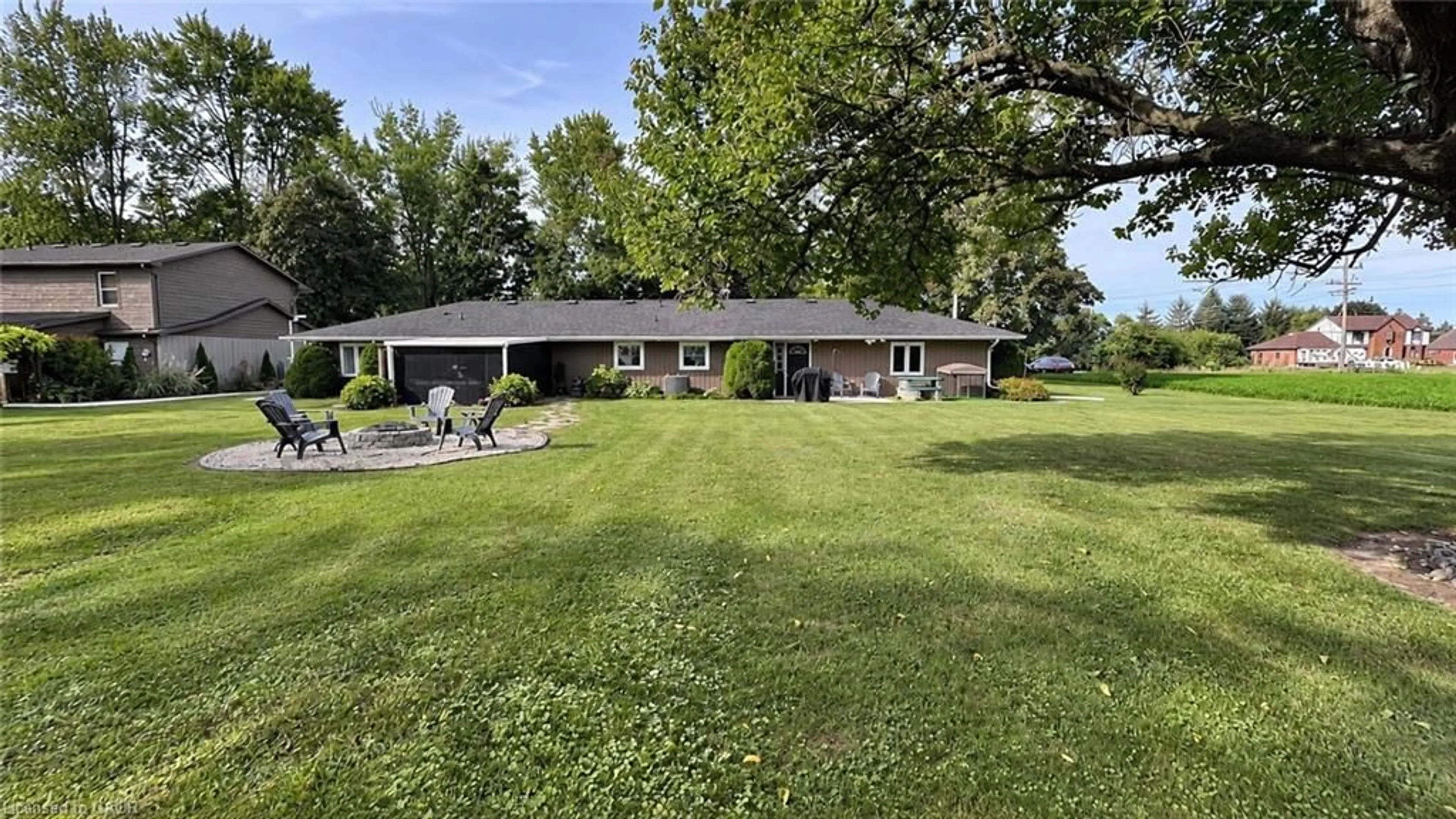 A pic from outside/outdoor area/front of a property/back of a property/a pic from drone, unknown for 22815 Eastlawn Rd, Chatham Ontario N7M 5J4