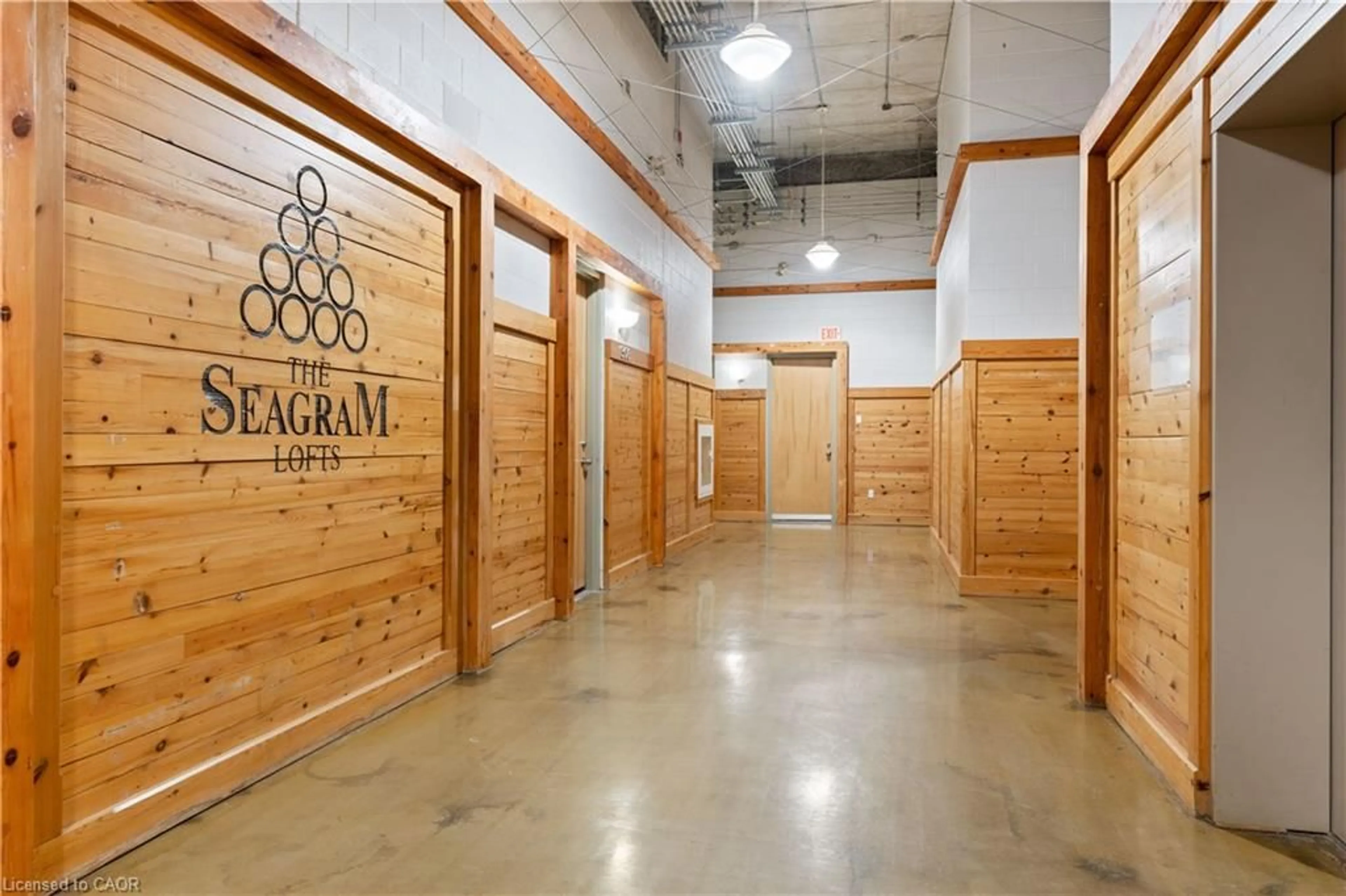 Indoor foyer for 5 Father David Bauer Dr #308, Waterloo Ontario N2L 6M2