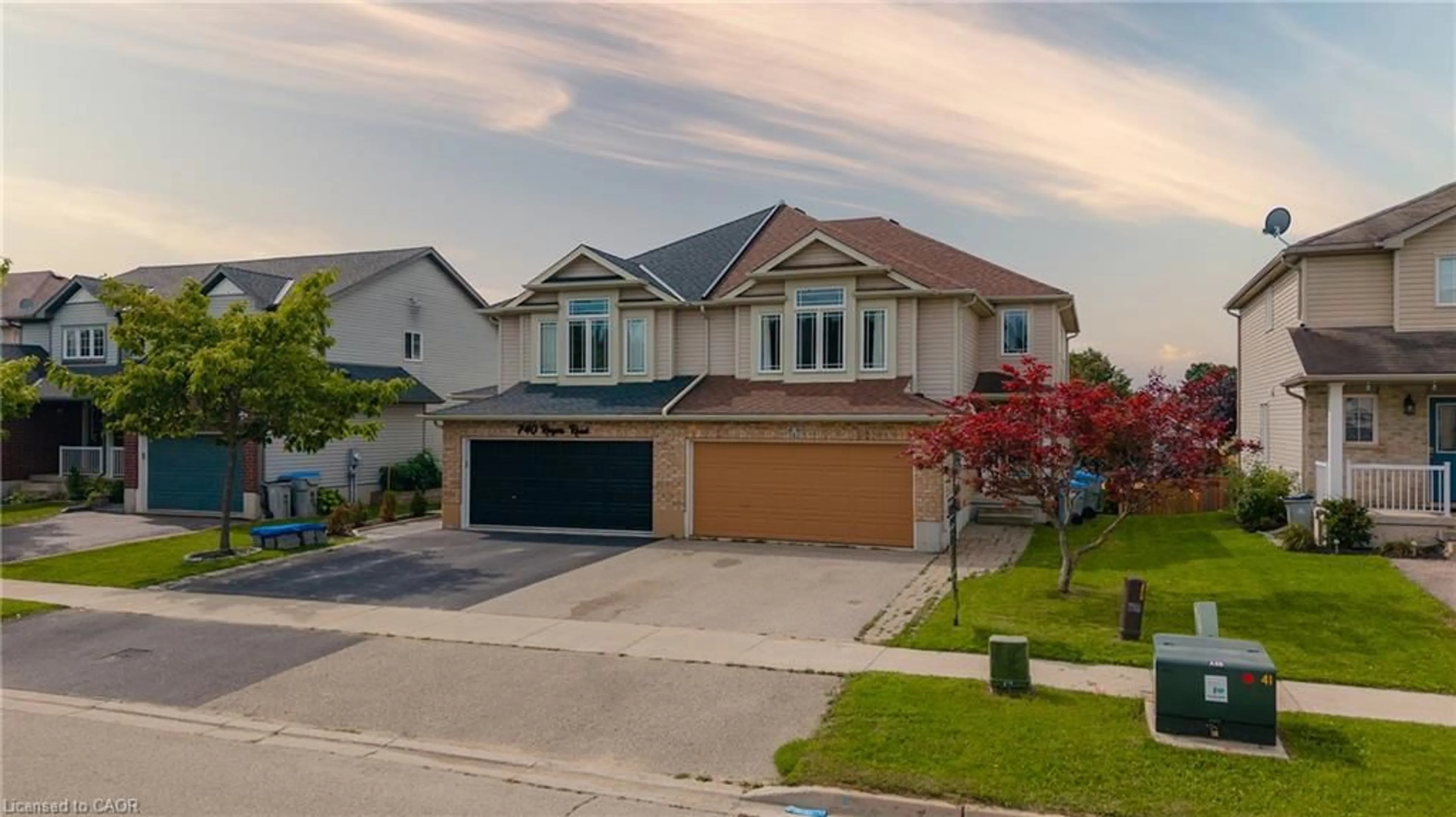 A pic from outside/outdoor area/front of a property/back of a property/a pic from drone, street for 742 Rogers Rd, Listowel Ontario N4W 0A1