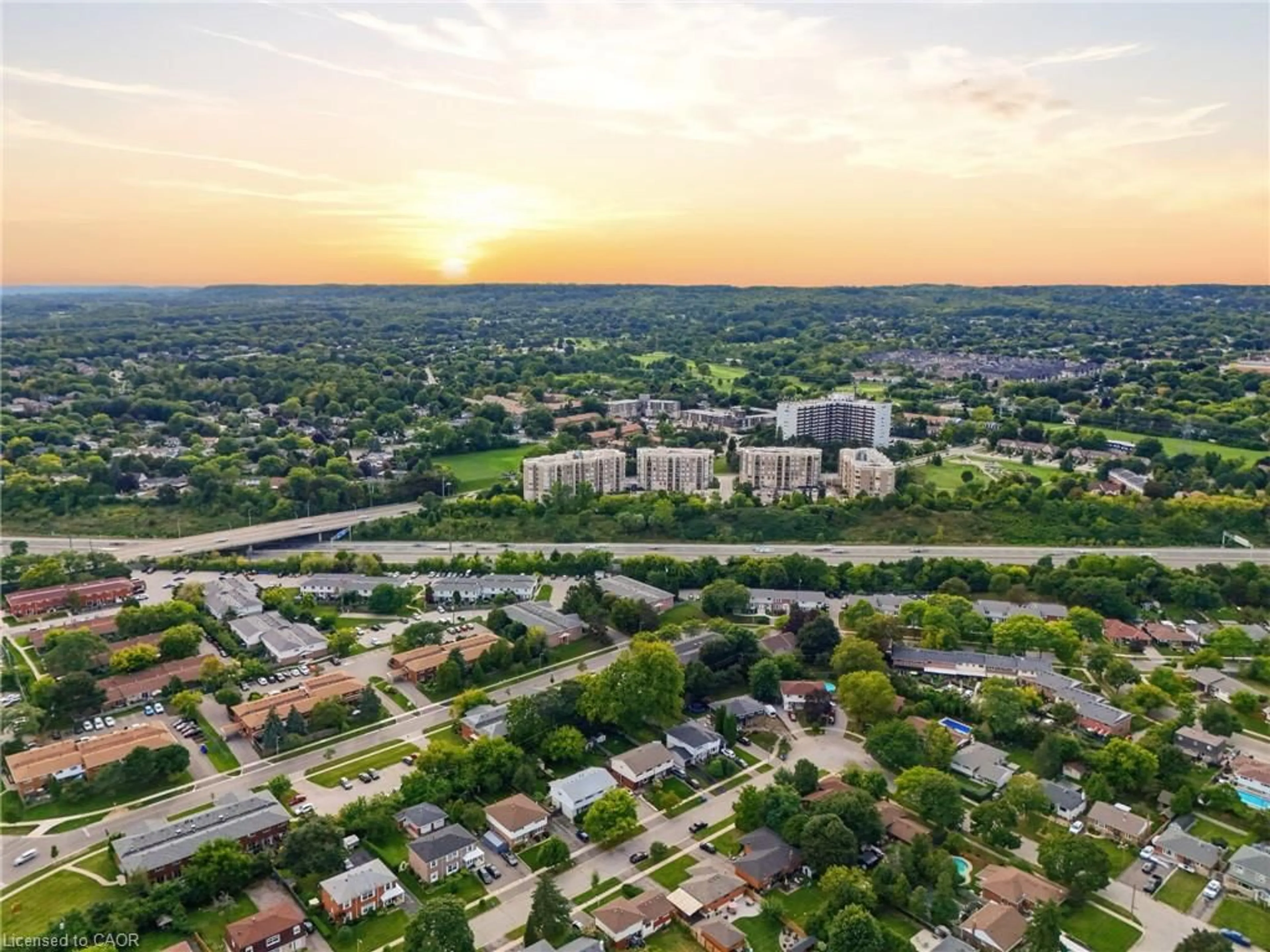 A pic from outside/outdoor area/front of a property/back of a property/a pic from drone, unknown for 2085 Amherst Heights Dr #613, Burlington Ontario L7P 5C2