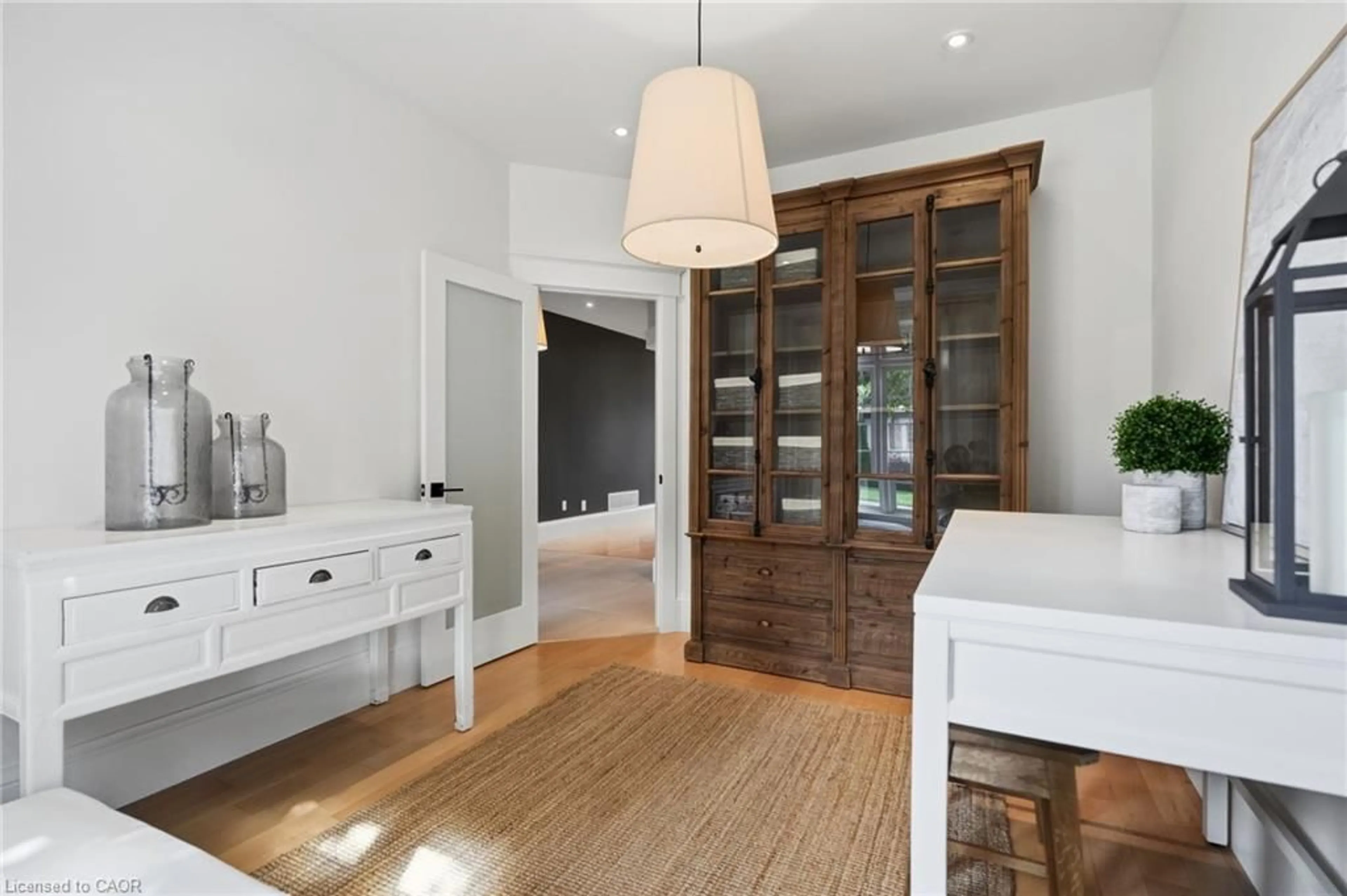 Unknown for 3202 Saltaire Cres, Oakville Ontario L6M 0K8