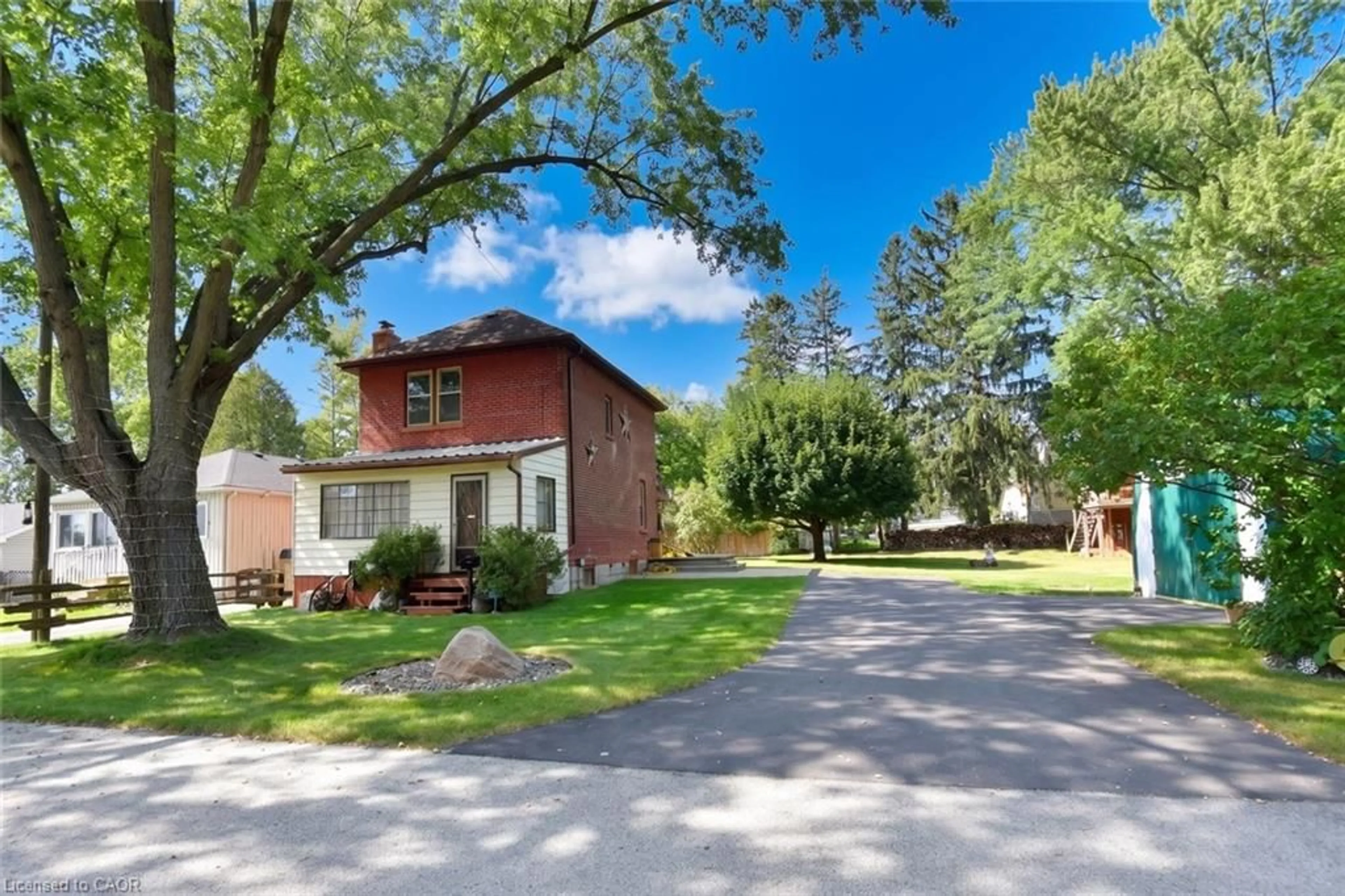 Unknown for 781 Oakdale Ave, Burlington Ontario L7T 1L5