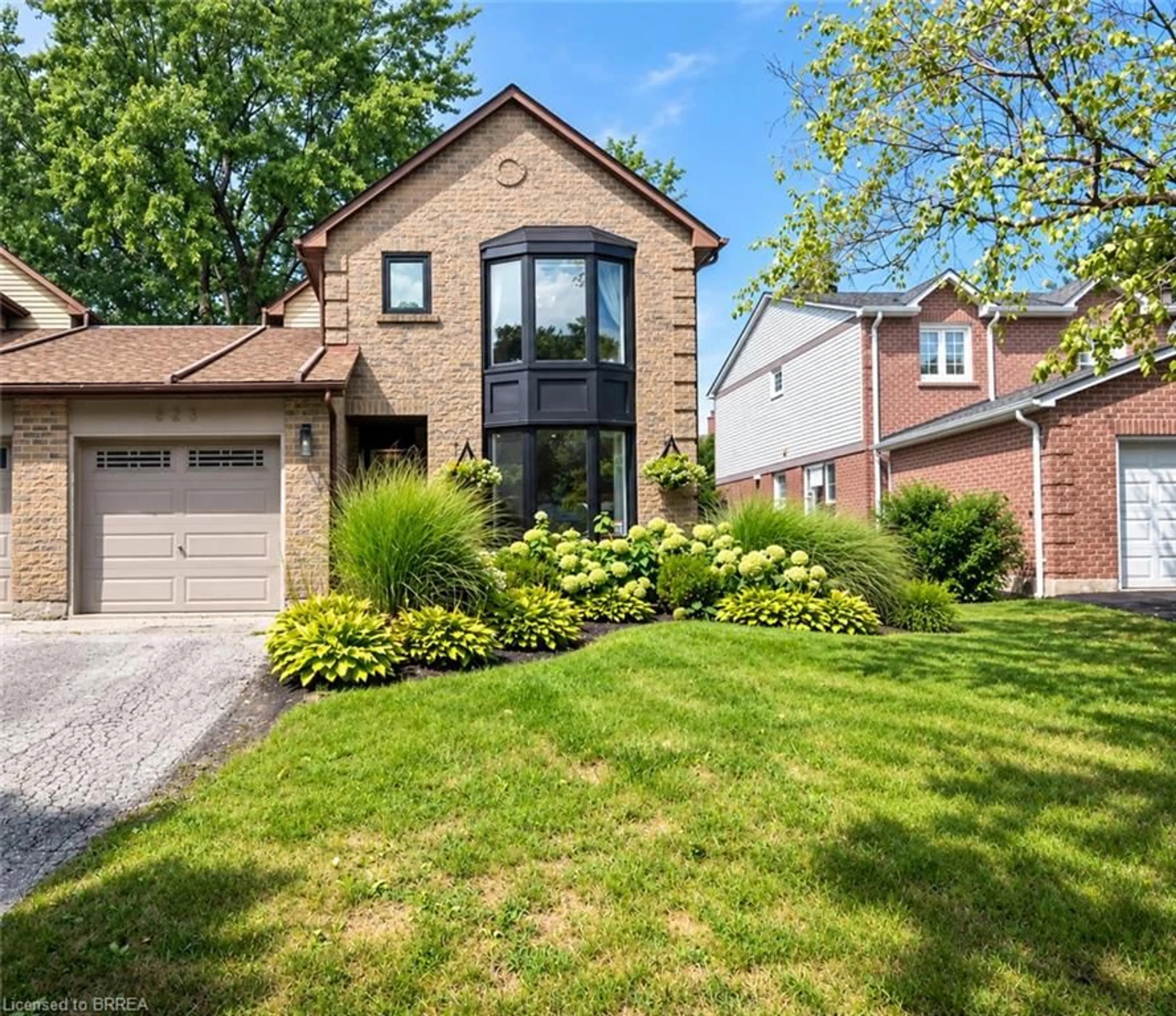 Home with brick exterior material, street for 823 Laurier Ave, Milton Ontario L9T 4H4
