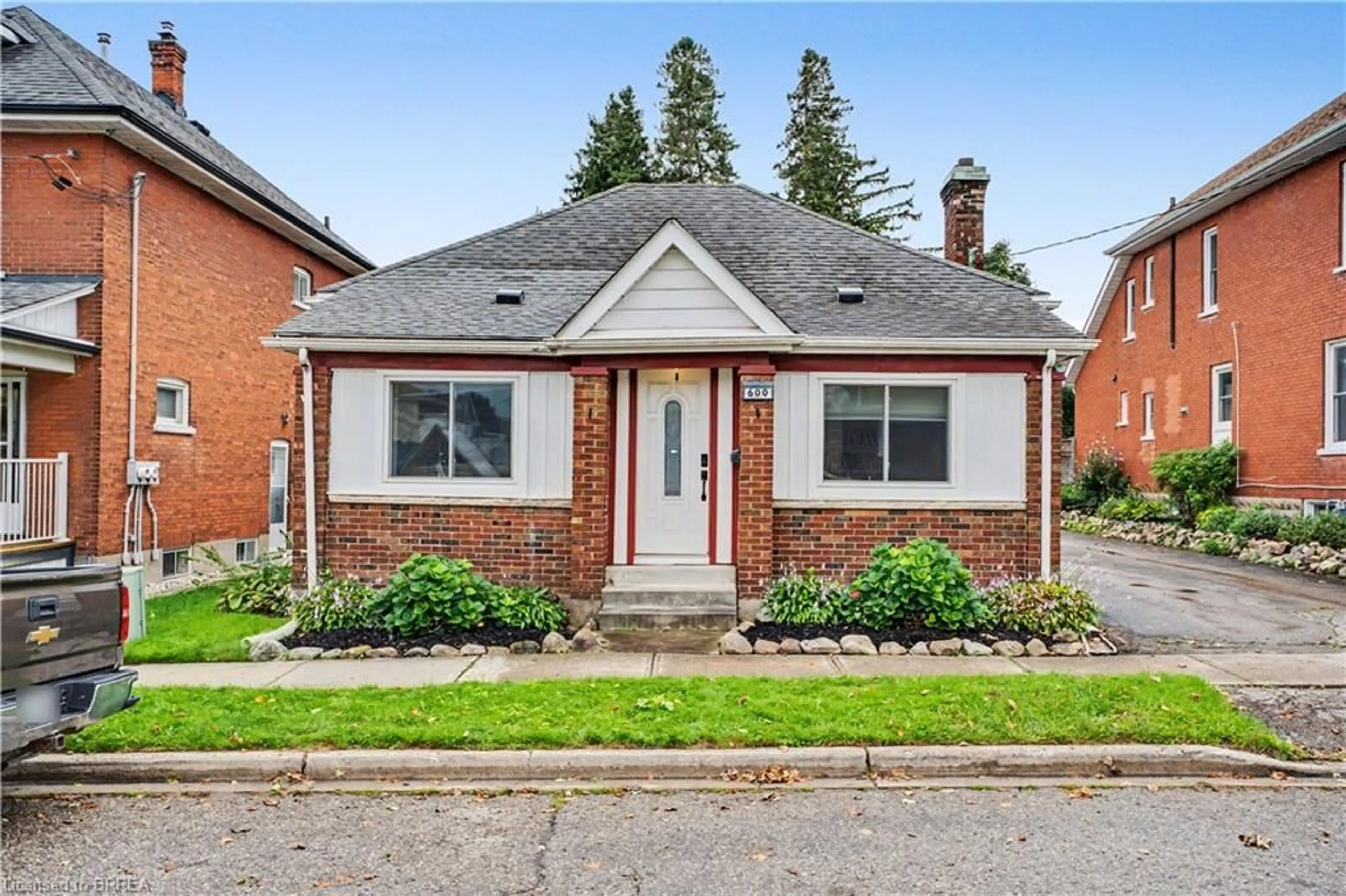 Home with brick exterior material, street for 600 Peel St, Woodstock Ontario N4S 1K7