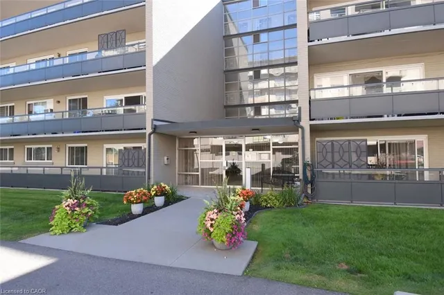 510 Queenston Rd #406, Hamilton 2