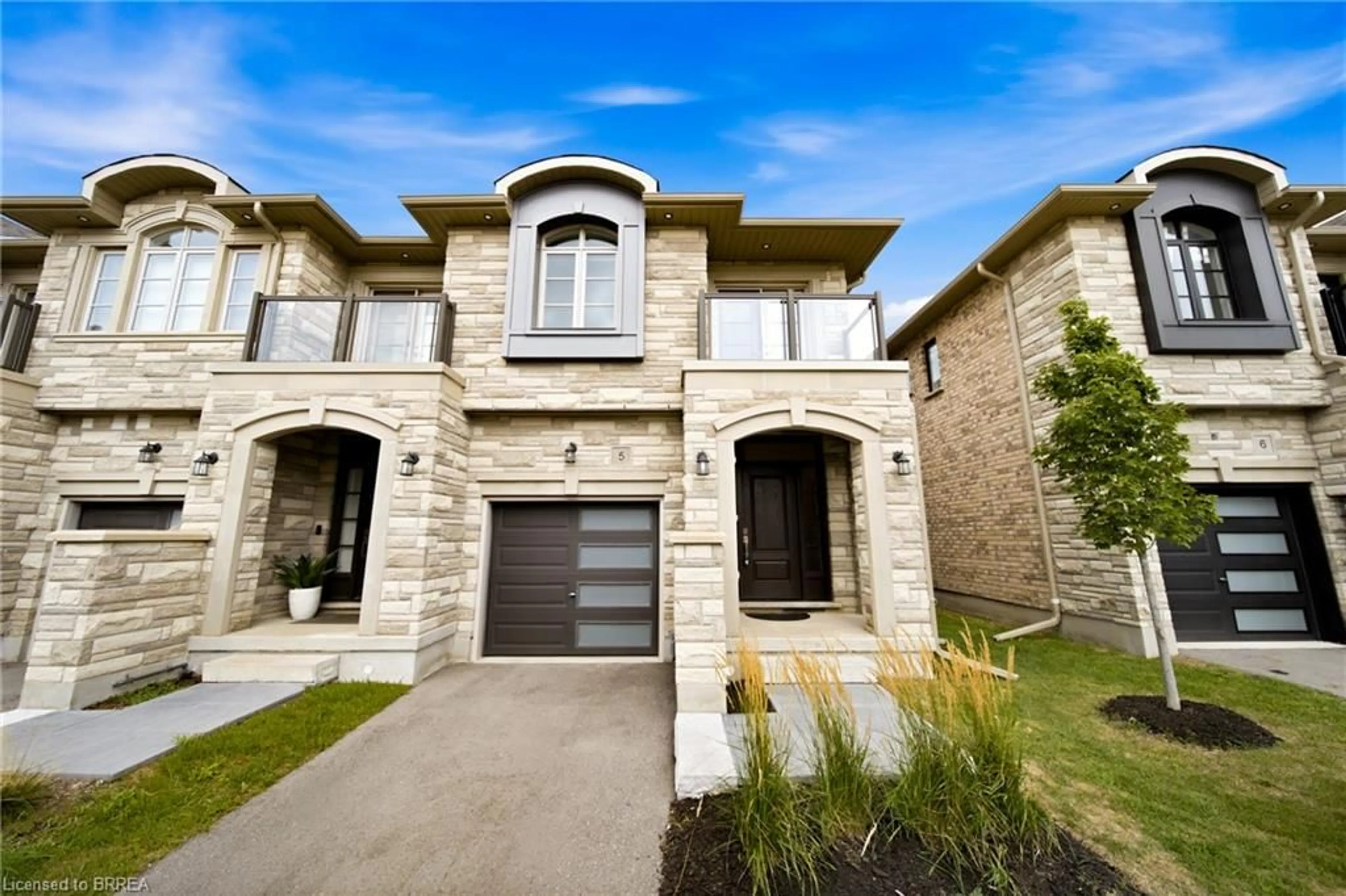 Home with brick exterior material, street for 675 Victoria Rd #5, Guelph Ontario N1E 0S9