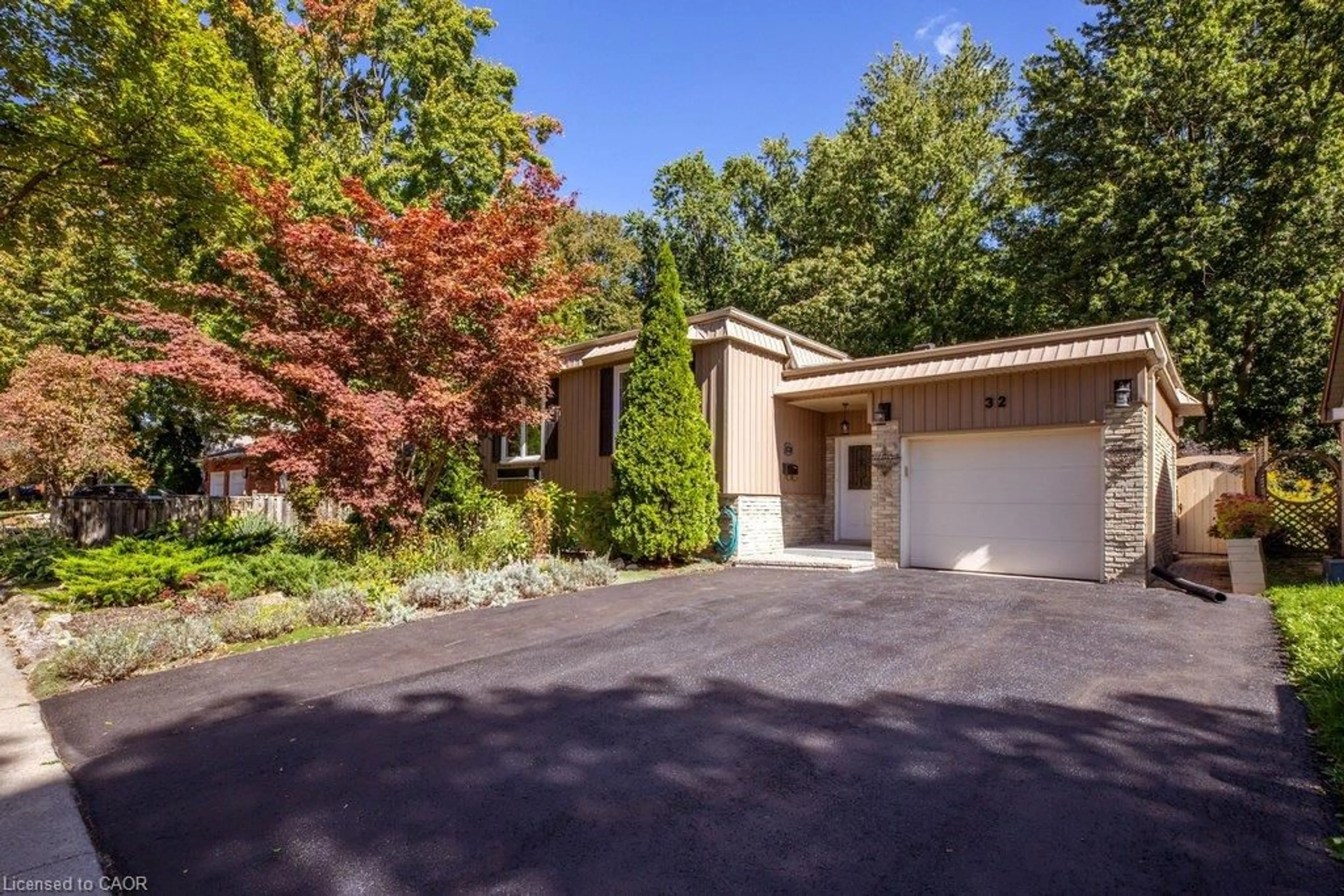 Unknown for 32 Beechwood Ave, Brantford Ontario N3R 6Z2
