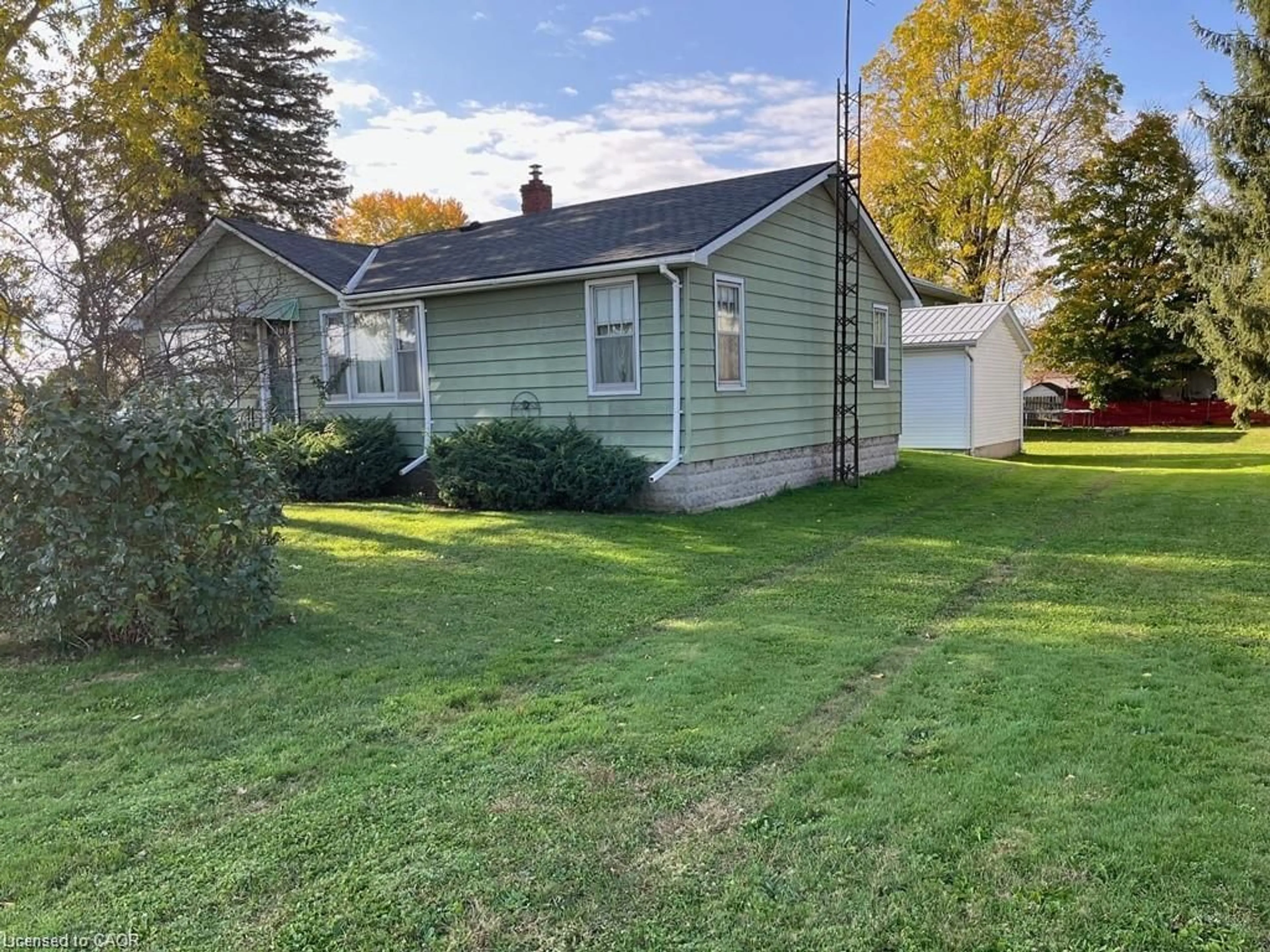 A pic from outside/outdoor area/front of a property/back of a property/a pic from drone, street for 1-5 Priddle Dr, Langton Ontario N0E 1G0