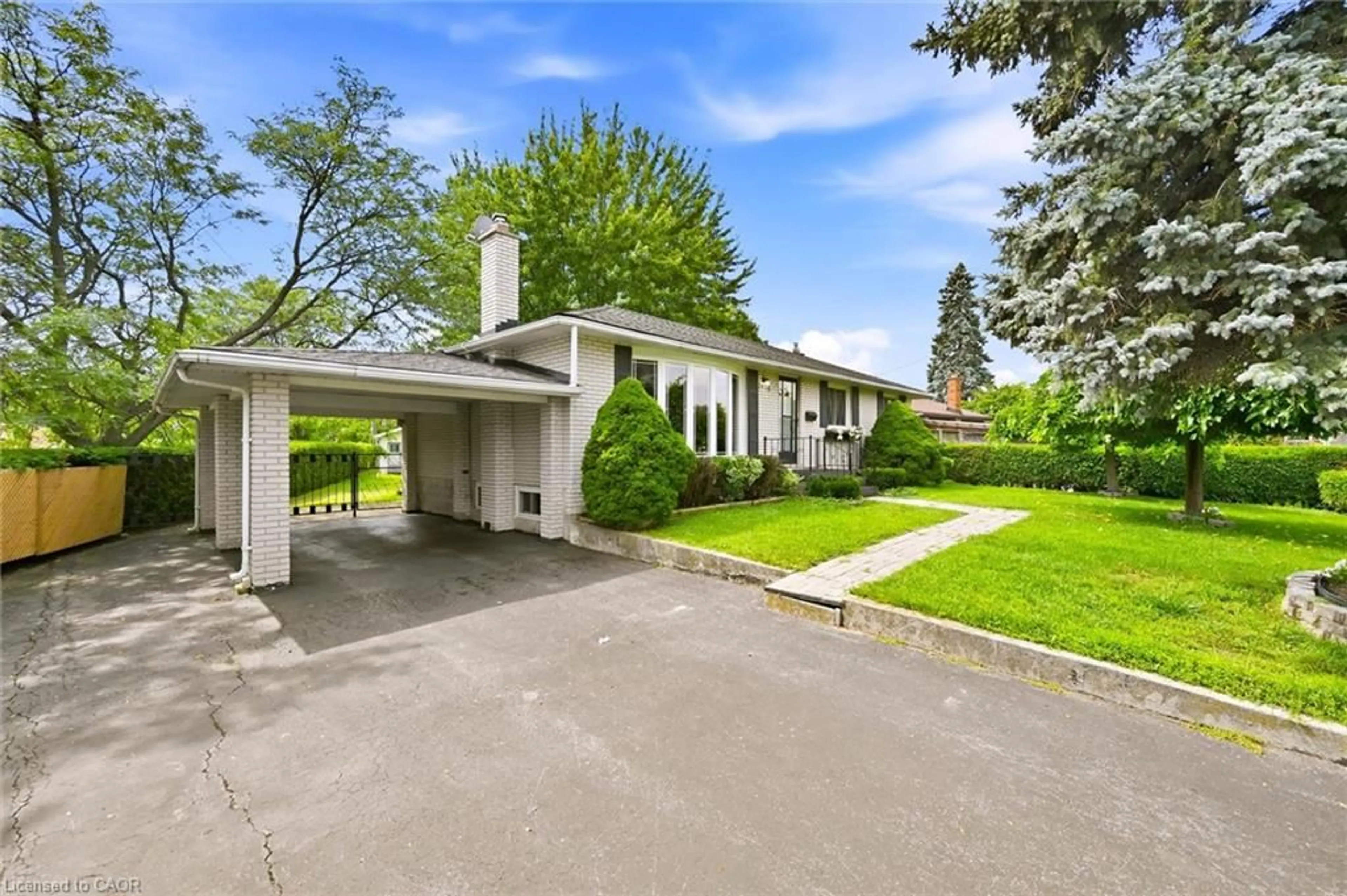 Unknown for 1470 Mountain Grove Ave, Burlington Ontario L7P 2H3