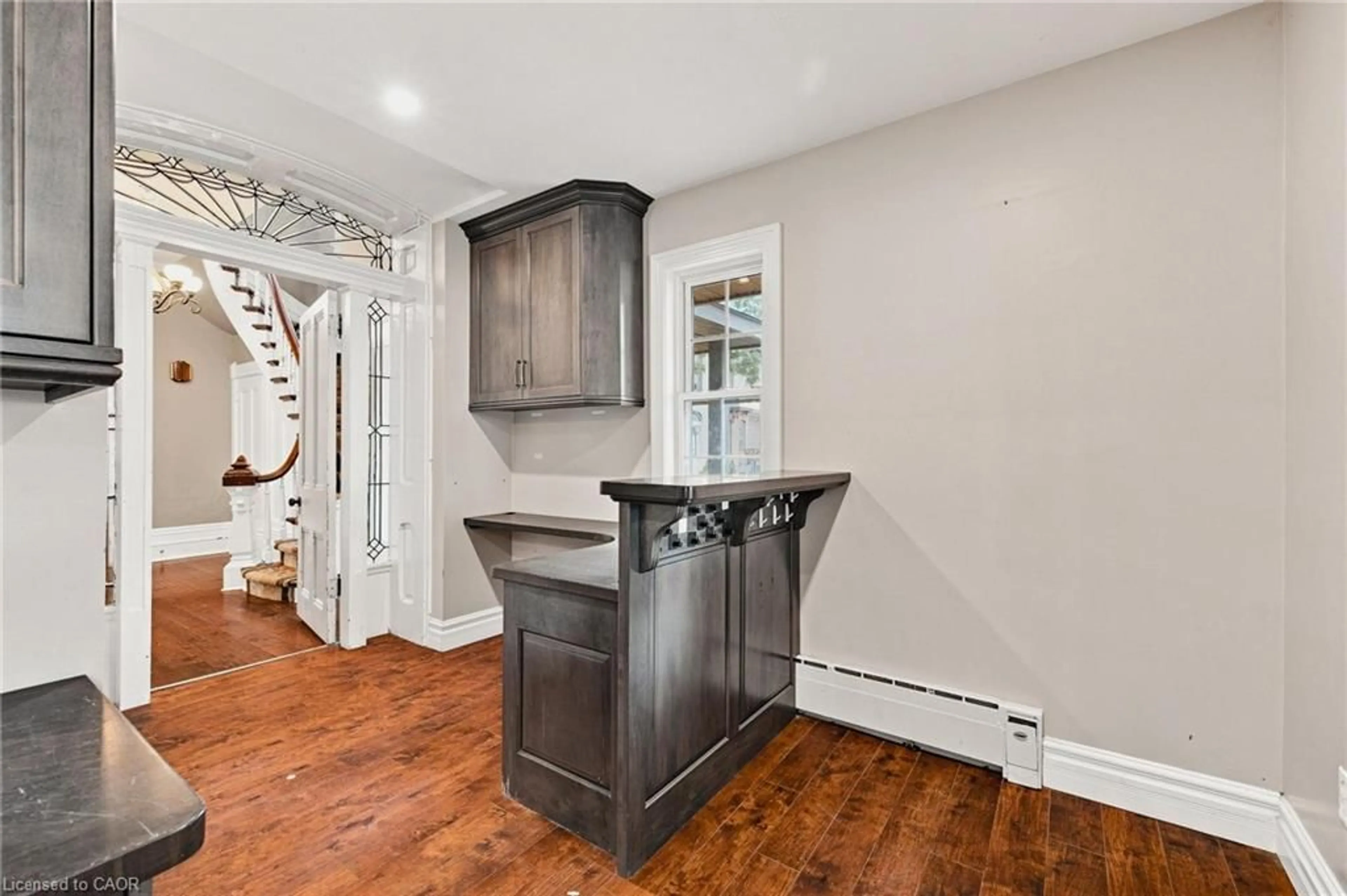 Indoor entryway for 450 Main St, Listowel Ontario N4W 1A6