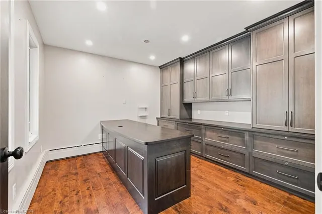 450 Main St, Listowel 4