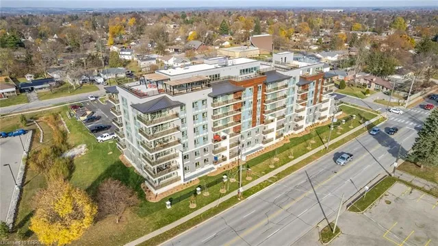 34 Norman St #307, Brantford 5