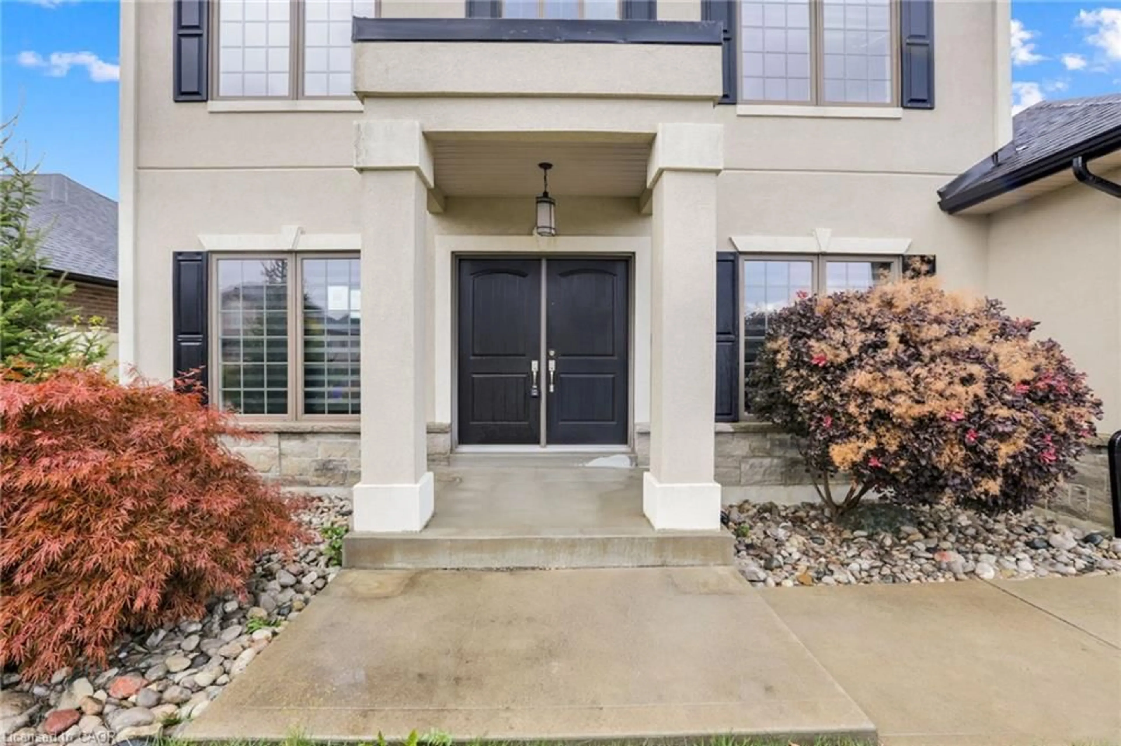 Indoor entryway for 212 Jasmine Dr, Lakeshore Ontario N8L 0T1