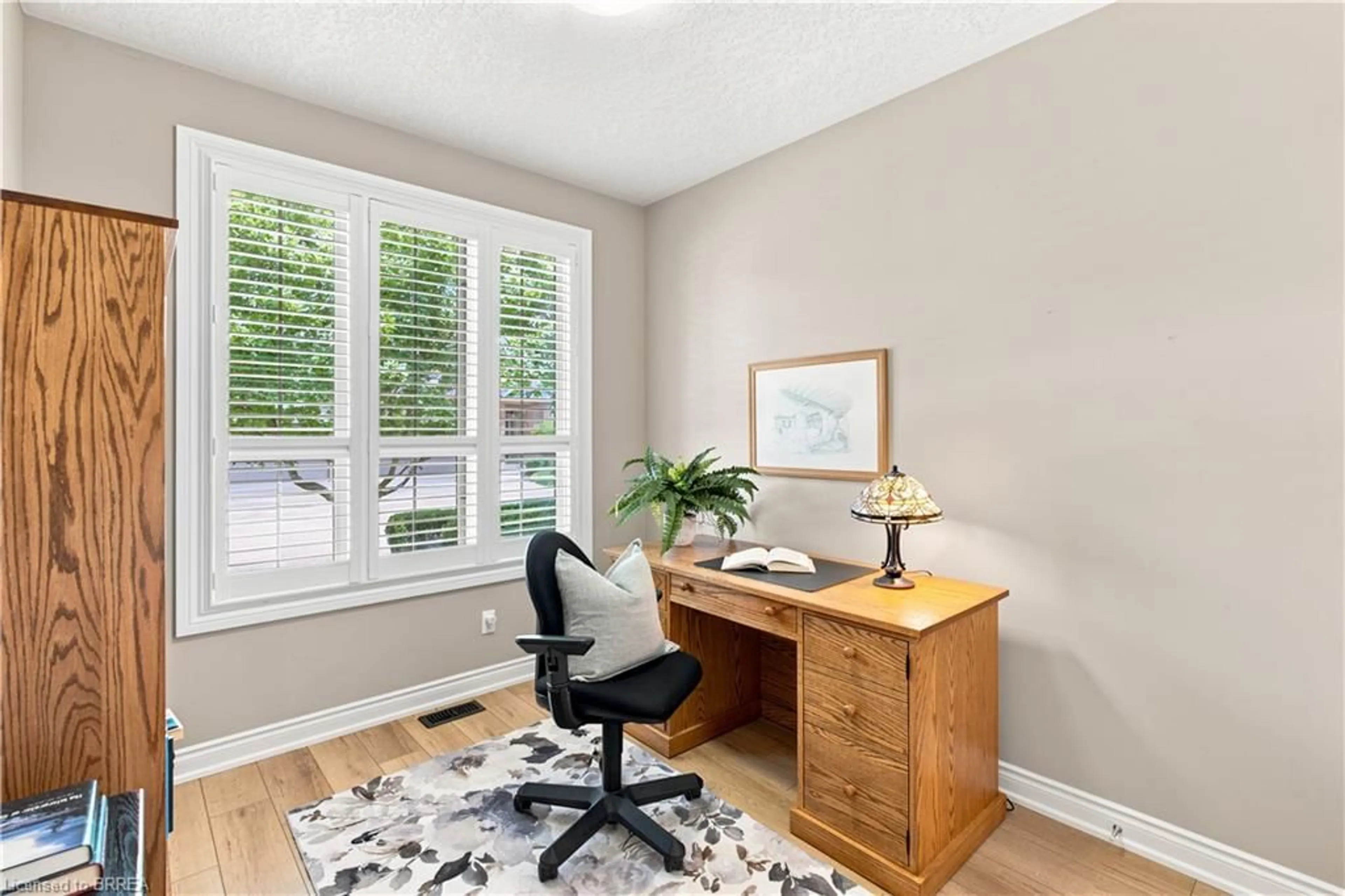 A pic of a room for 30 Cedar St #4, Paris Ontario N3L 0A1