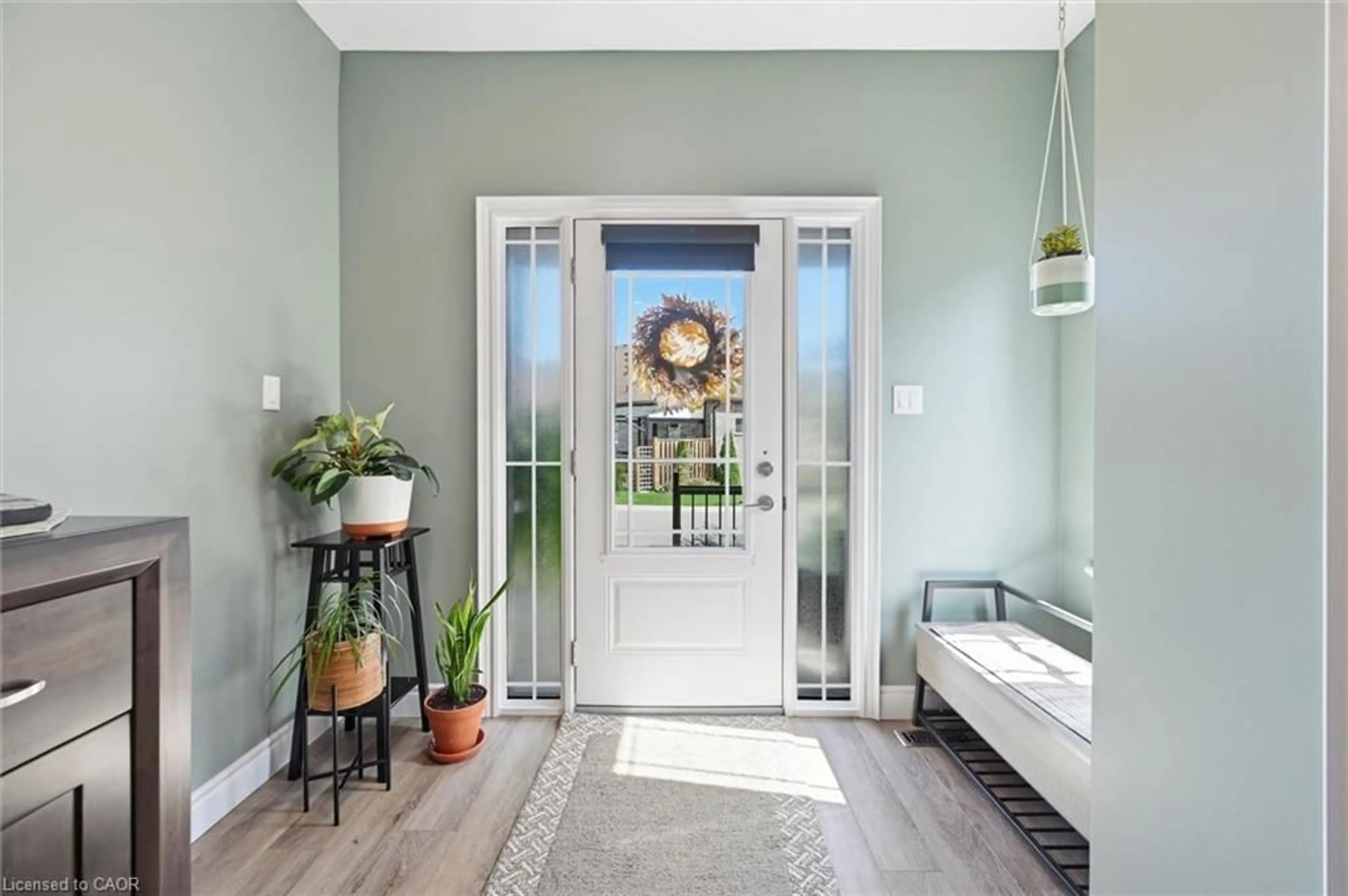 Indoor entryway for 35 Tamarack Way, Simcoe Ontario N3Y 0E7