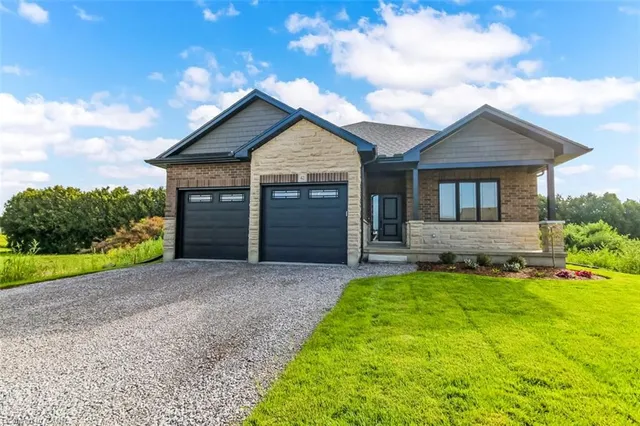 42 Duchess Dr, Delhi 2