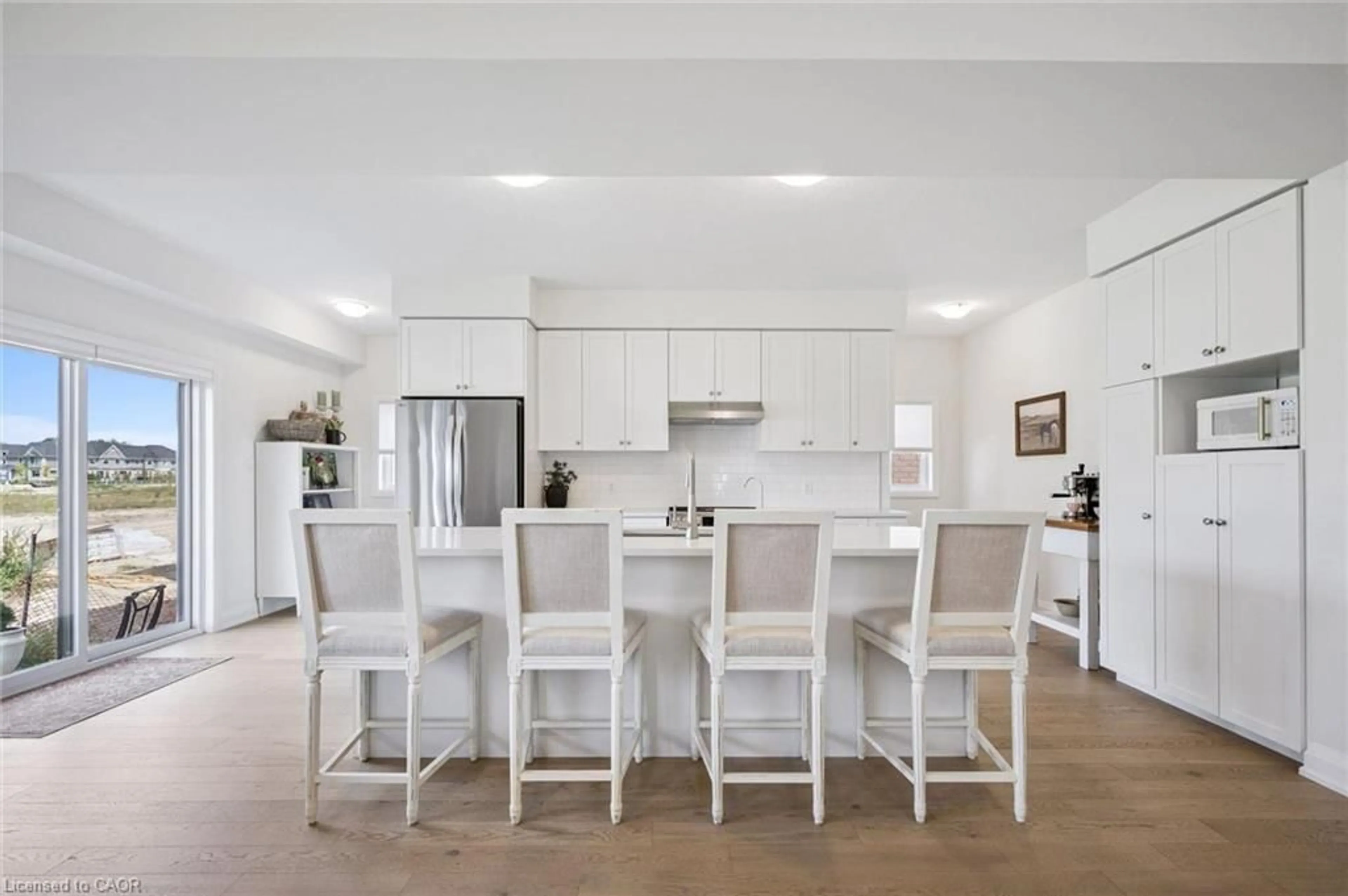 Open concept kitchen, ceramic/tile floor for 70 Imrie Rd, Elora Ontario N0B 1S0