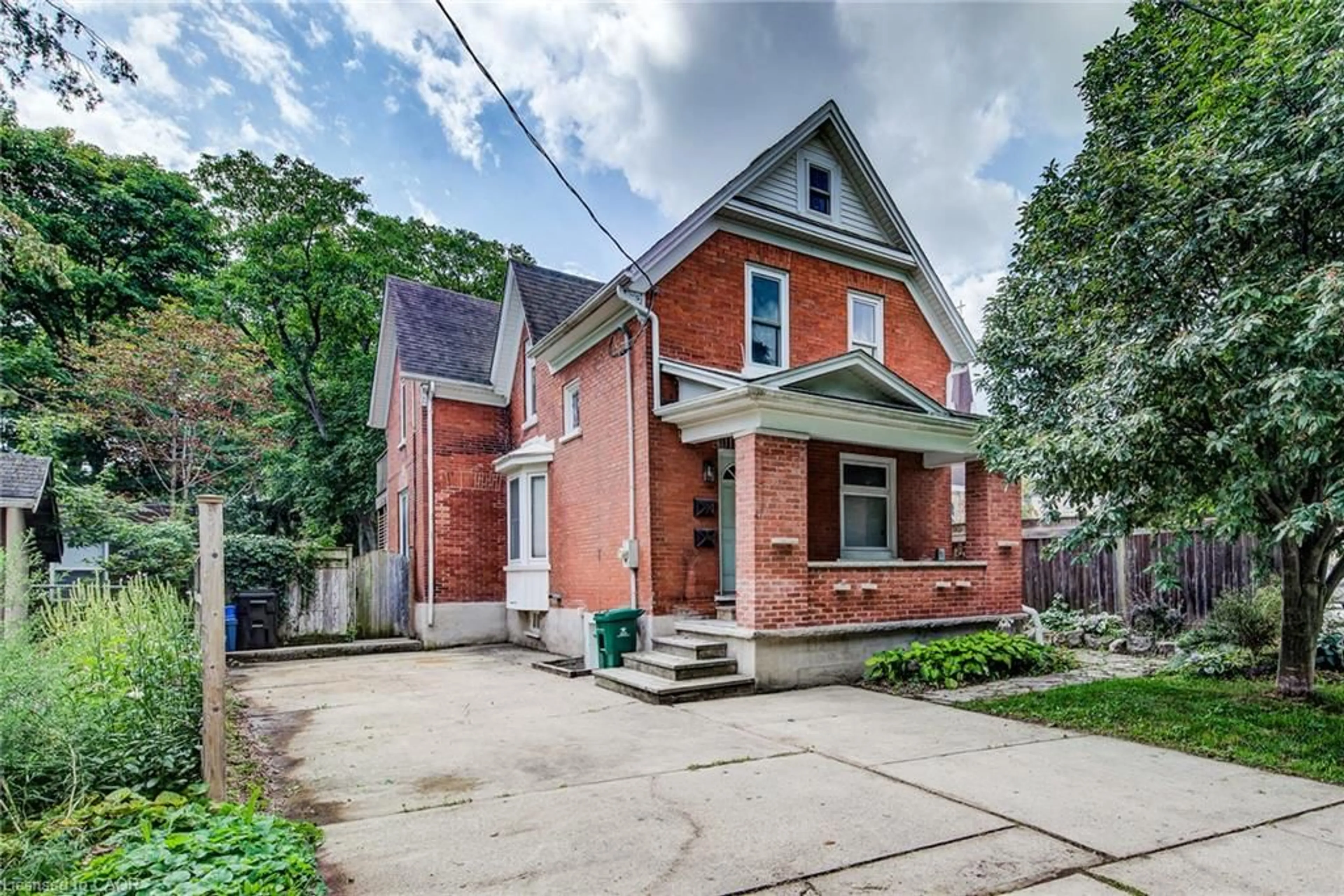 Home with brick exterior material, street for 81 Willow St, Waterloo Ontario N2J 1W3