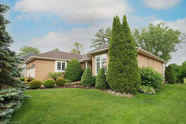 137 Foxboro Dr, Baden 2