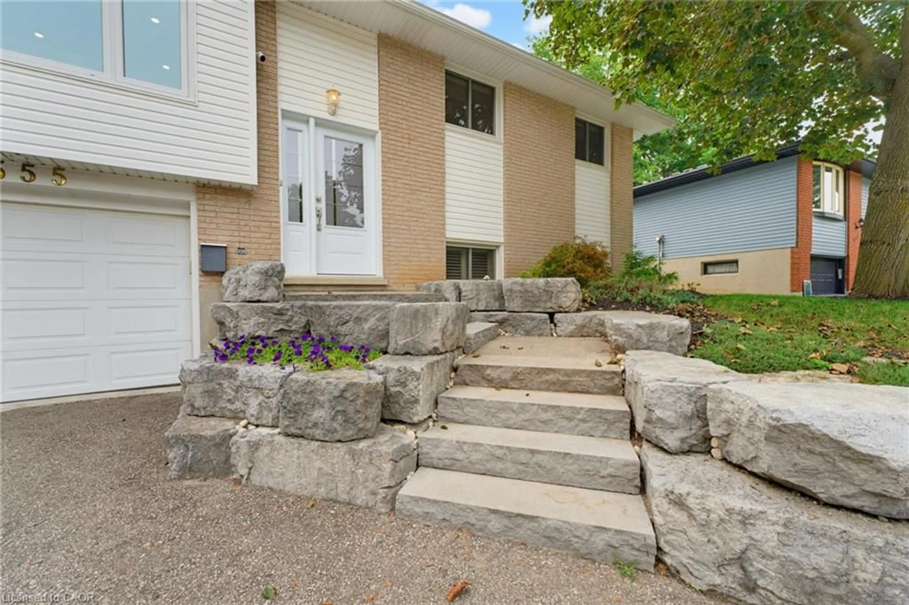 Unknown for 555 Elm Ridge Pl, Waterloo Ontario N2L 4P6