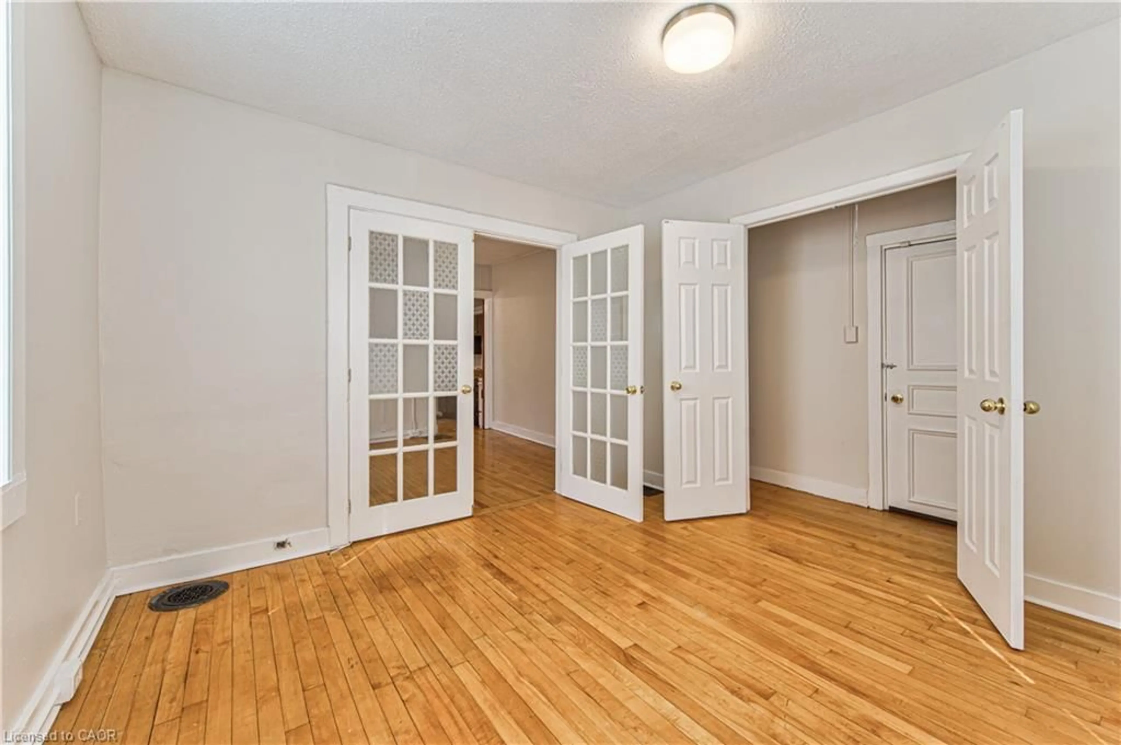 A pic of a room for 217 Lancaster St, Kitchener Ontario N2H 4T9